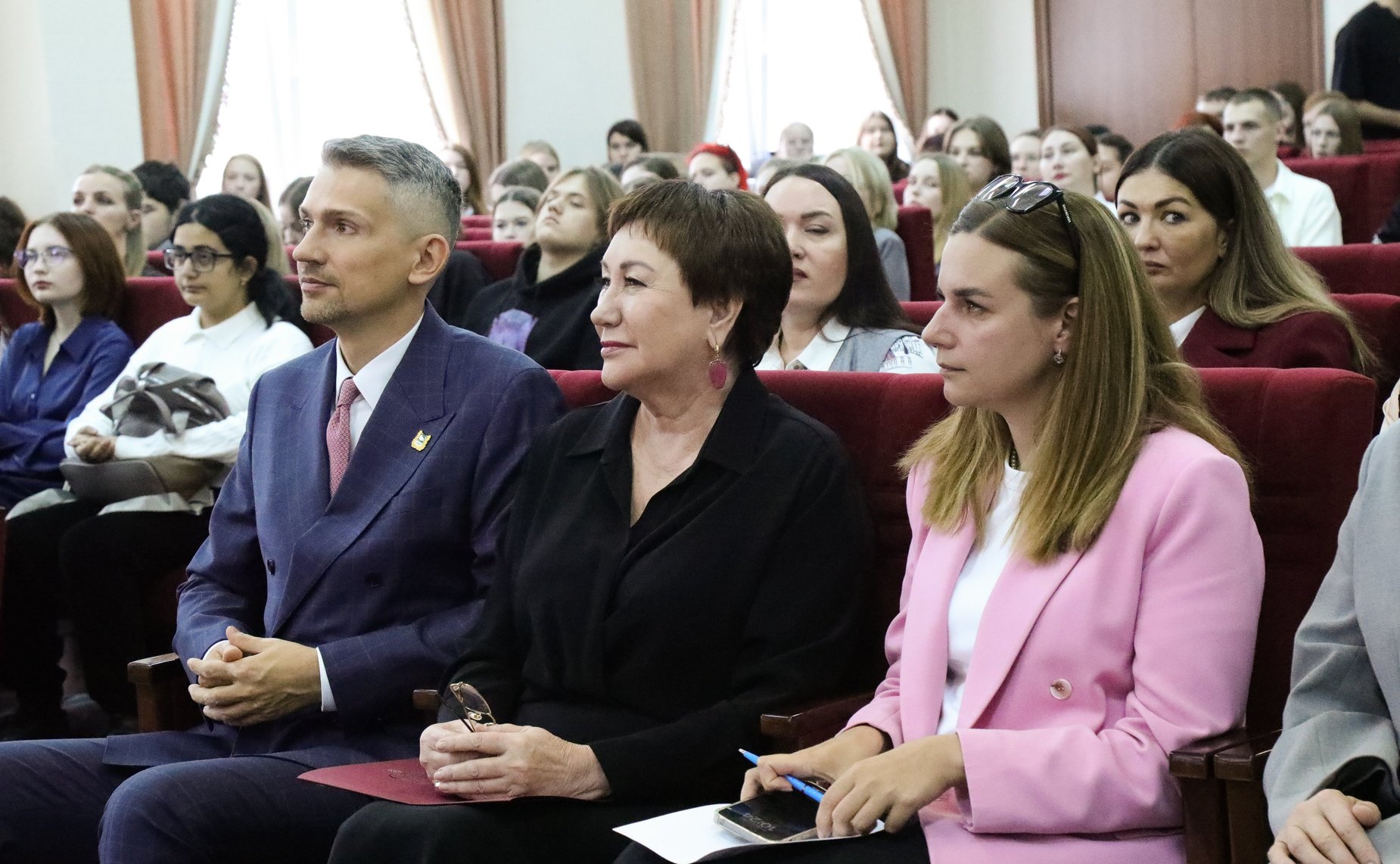 Участие сенаторов Российской Федерации в экспертном мероприятии в рамках программы Росмолодежи «Больше, чем путешествие»
