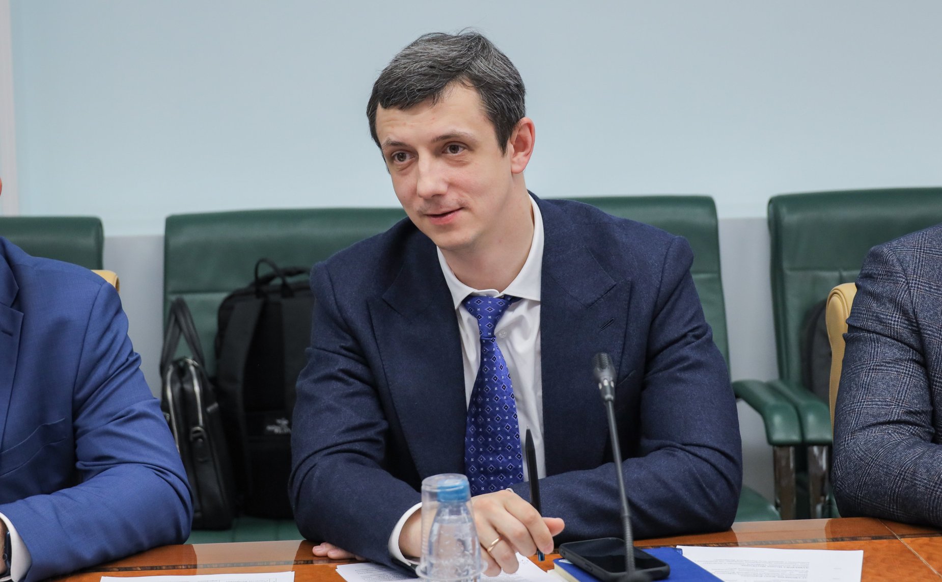 Круглый стол Комитета СФ по экономической политике на тему «Автономные транспортные средства: от испытаний к интеграции в правовое поле РФ»