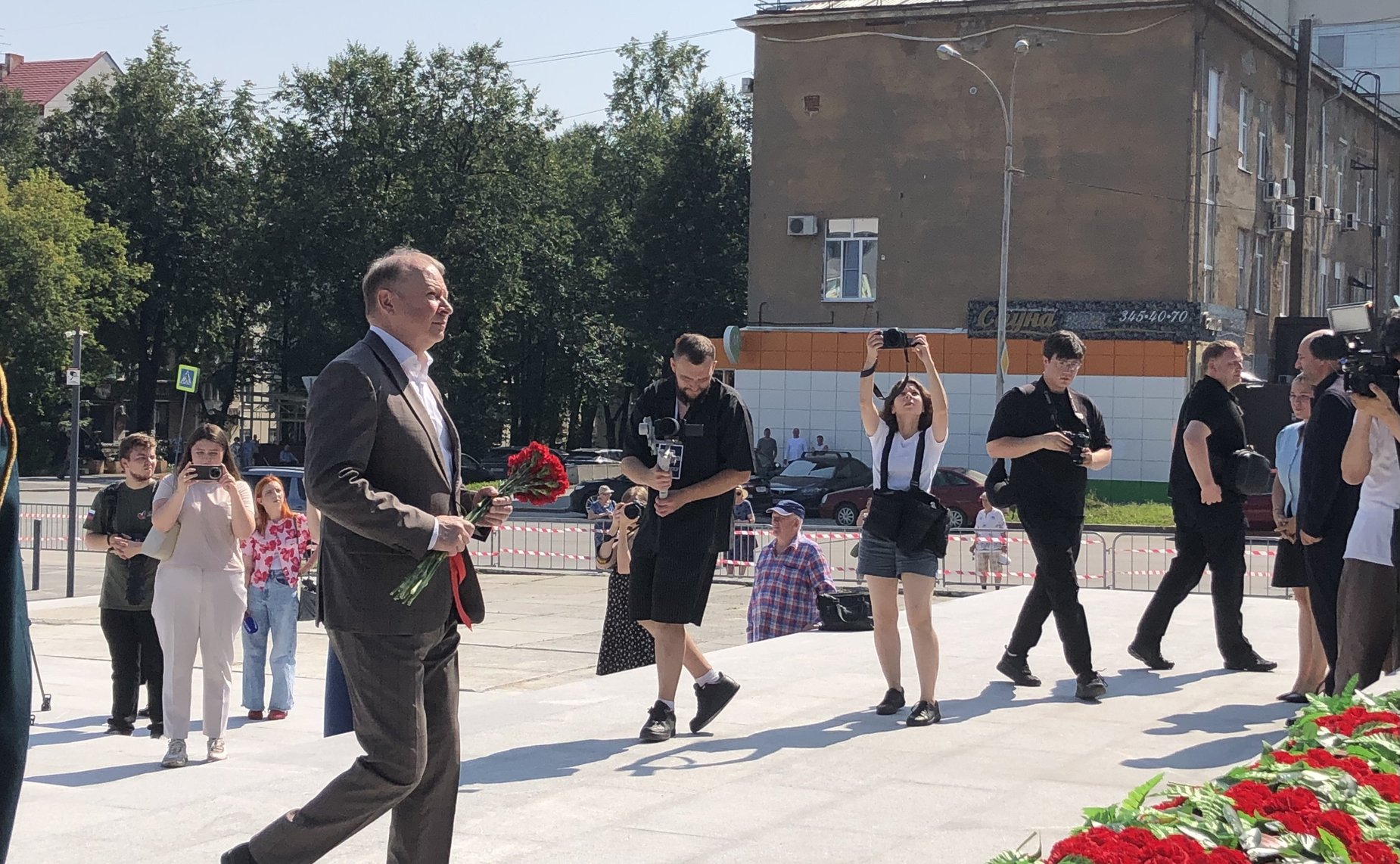 Виктор Шептий принял участие в торжественном открытии памятника легендарному советскому разведчику, Герою Советского Союза Николаю Кузнецову в Екатеринбурге