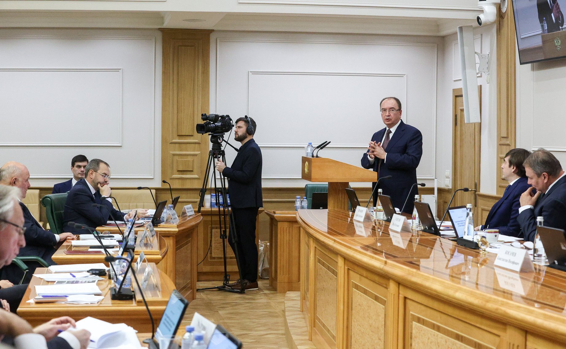 Парламентские слушания на тему «Государственная политика в сфере сохранения, защиты и развития русского языка: состояние, проблемы и пути решения»