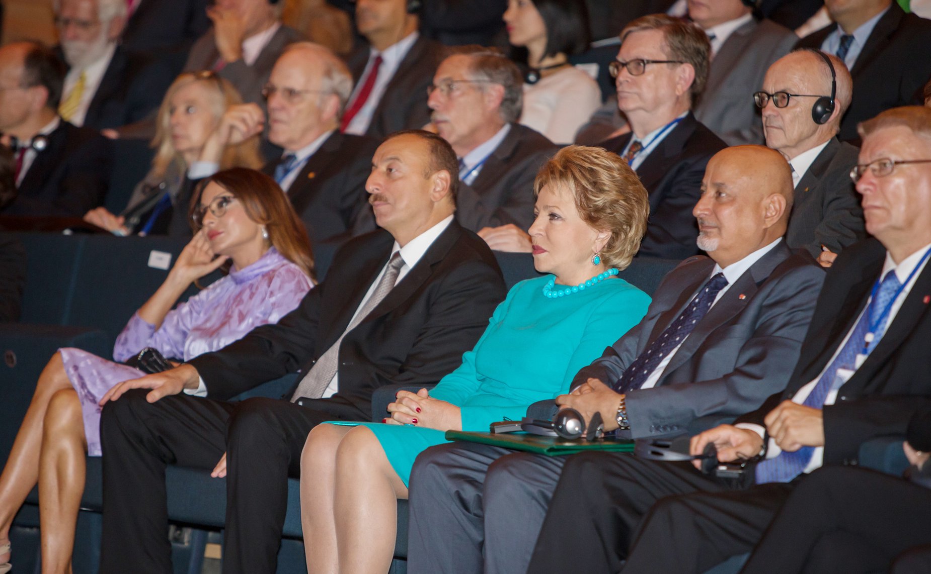 В. Матвиенко и И. Алиев на Бакинском Международном гуманитарном форуме