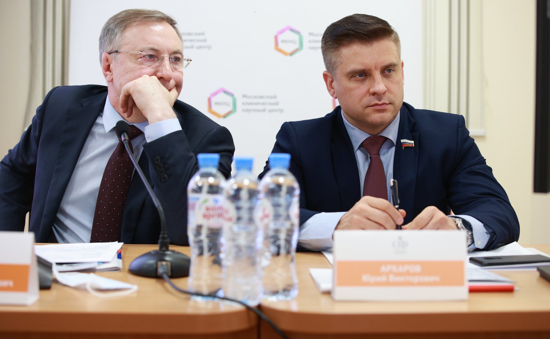 Александр Варфоломеев провел заседание «круглого стола» на тему профилактики и ранней диагностики онкологических заболеваний