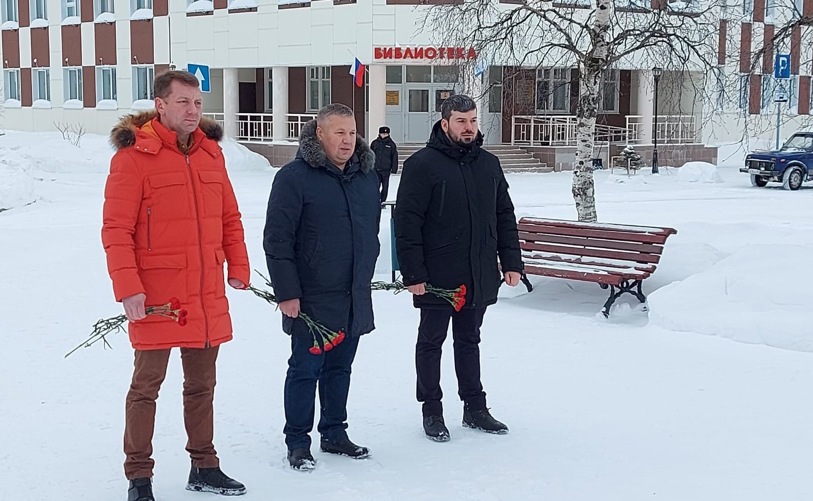 Денис Гусев почтил память воинов-интернационалистов в городе Нарьян-Маре