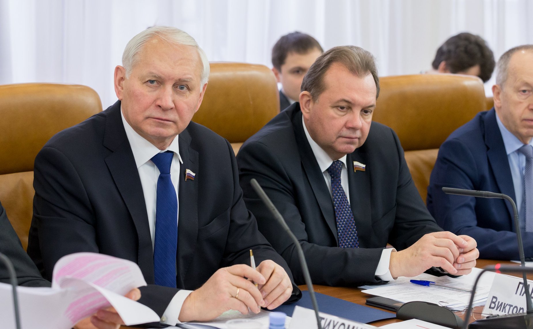 Н. Тихомиров и В. Павленко