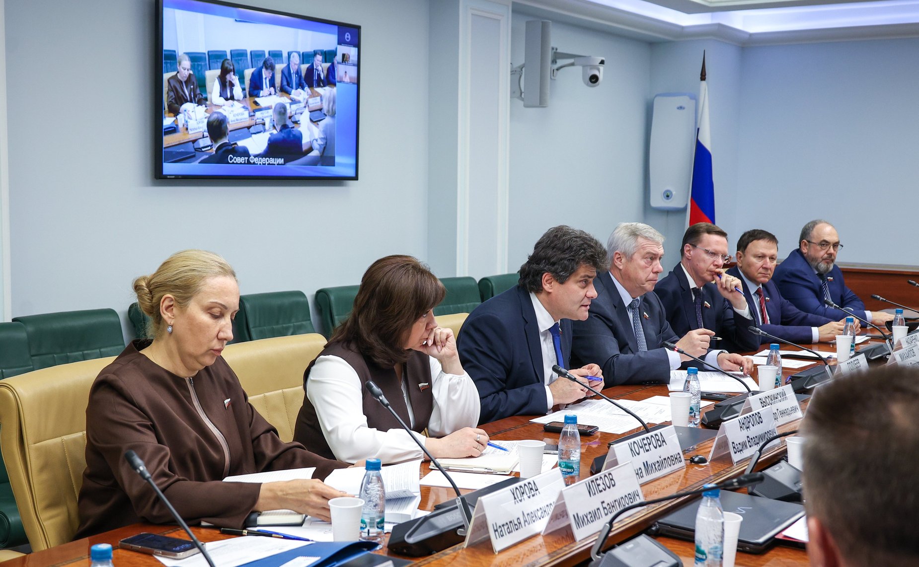 Совещание Комитета СФ по федеративному устройству, региональной политике, местному самоуправлению и делам Севера «О типовом строительстве социальных объектов»