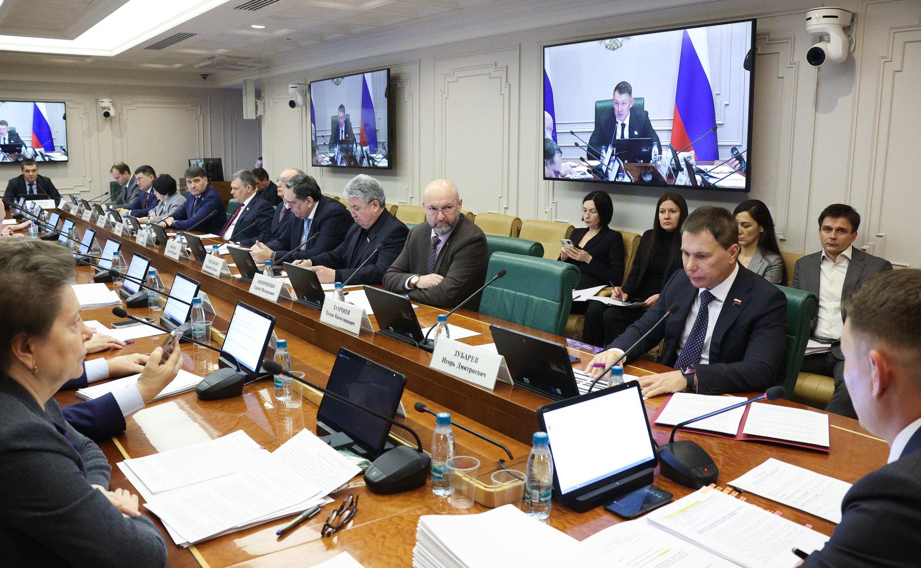 Заседание Комитета Совета Федерации по аграрно-продовольственной политике и природопользованию