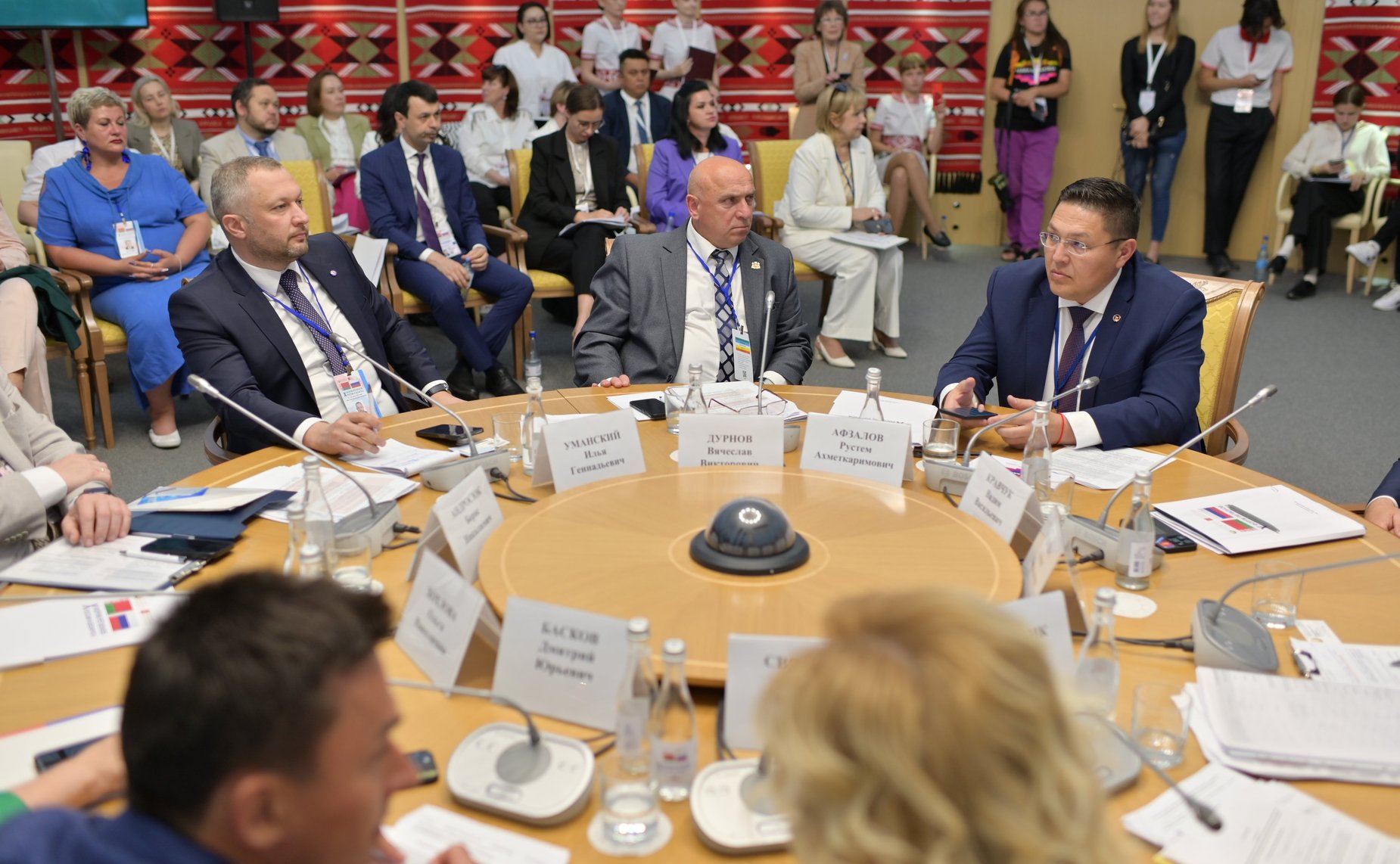 Заседание секции 5 «Российско-белорусское сотрудничество по развитию новых туристических направлений: от гармонизации законодательства к развитию регионов». X Форум регионов России и Беларуси