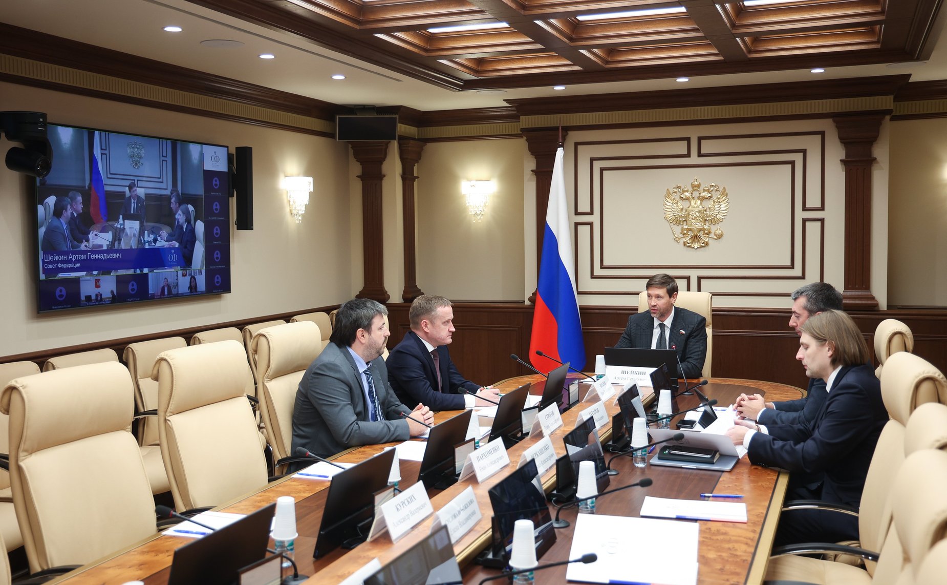 Круглый стол Комитета СФ по конституционному законодательству и государственному строительству «Совершенствование механизмов противодействия незаконному обороту алкогольной продукции: законодательные инициативы и правоприменительная практика»