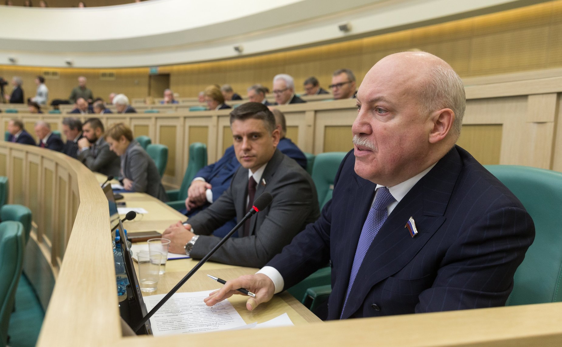 Д. Мезенцев