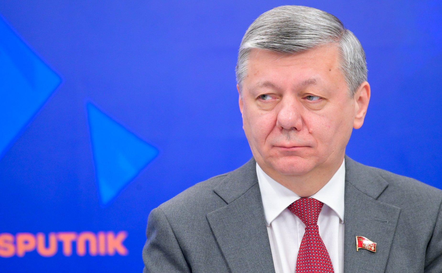 Видеомост Москва — Пекин: «Якорь стабильности и крылья развития: новая архитектоника глобального управления глазами экспертов из Китая и России»