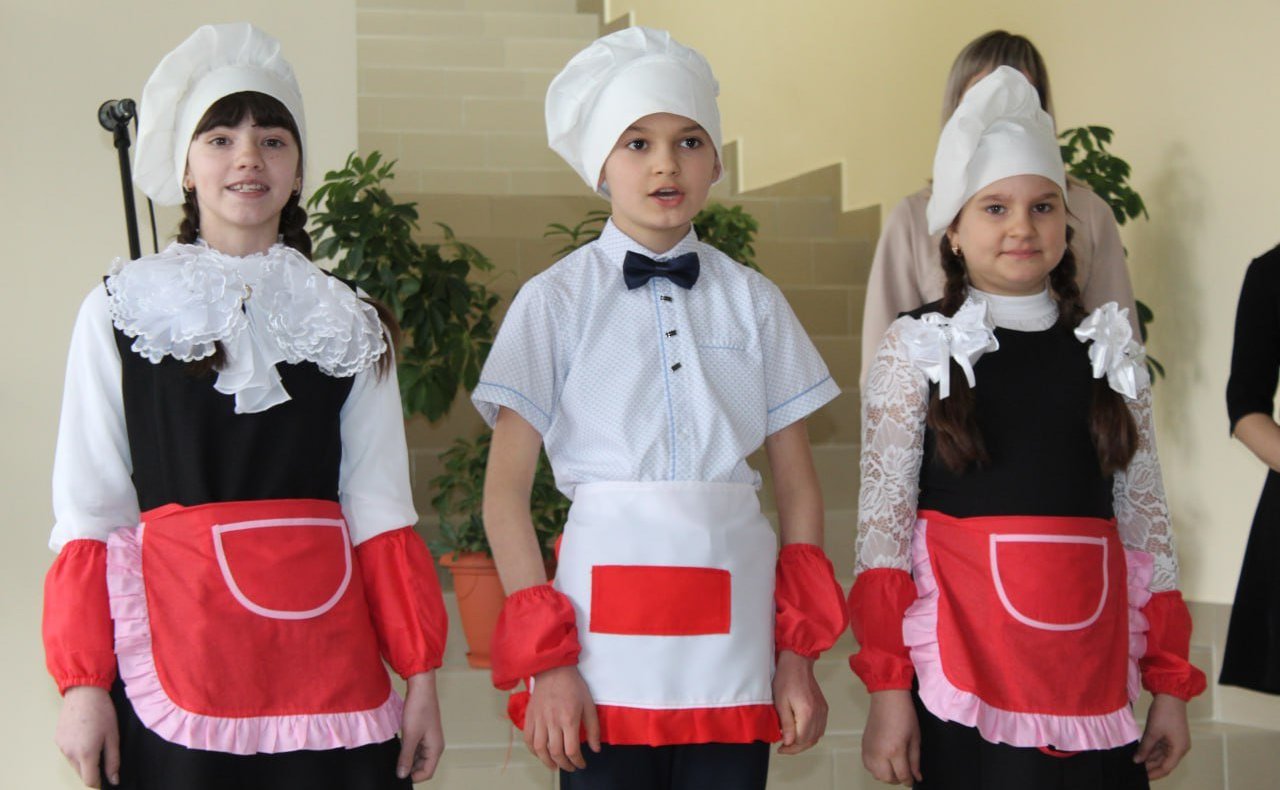 Открытие школьной столовой и пищеблока Трёхизбенской основной школы в Славяносербском районе