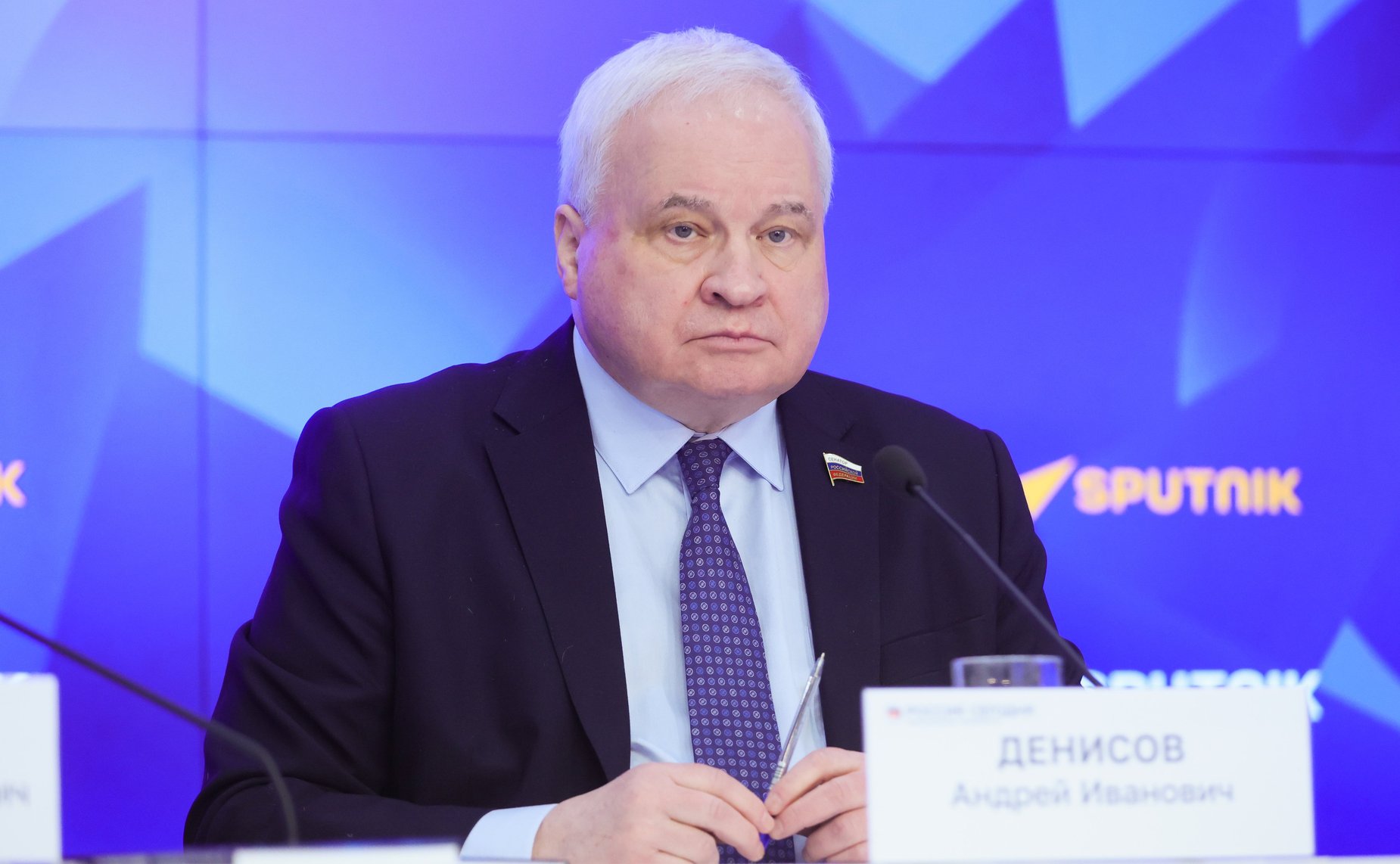 Первый заместитель председателя Комитета СФ по международным делам Андрей Денисов