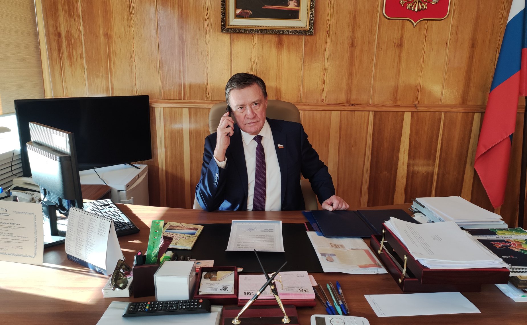 Сергей Рябухин в ходе рабочей поездки провел прием граждан в приёмной сенатора РФ по работе в Ульяновской области