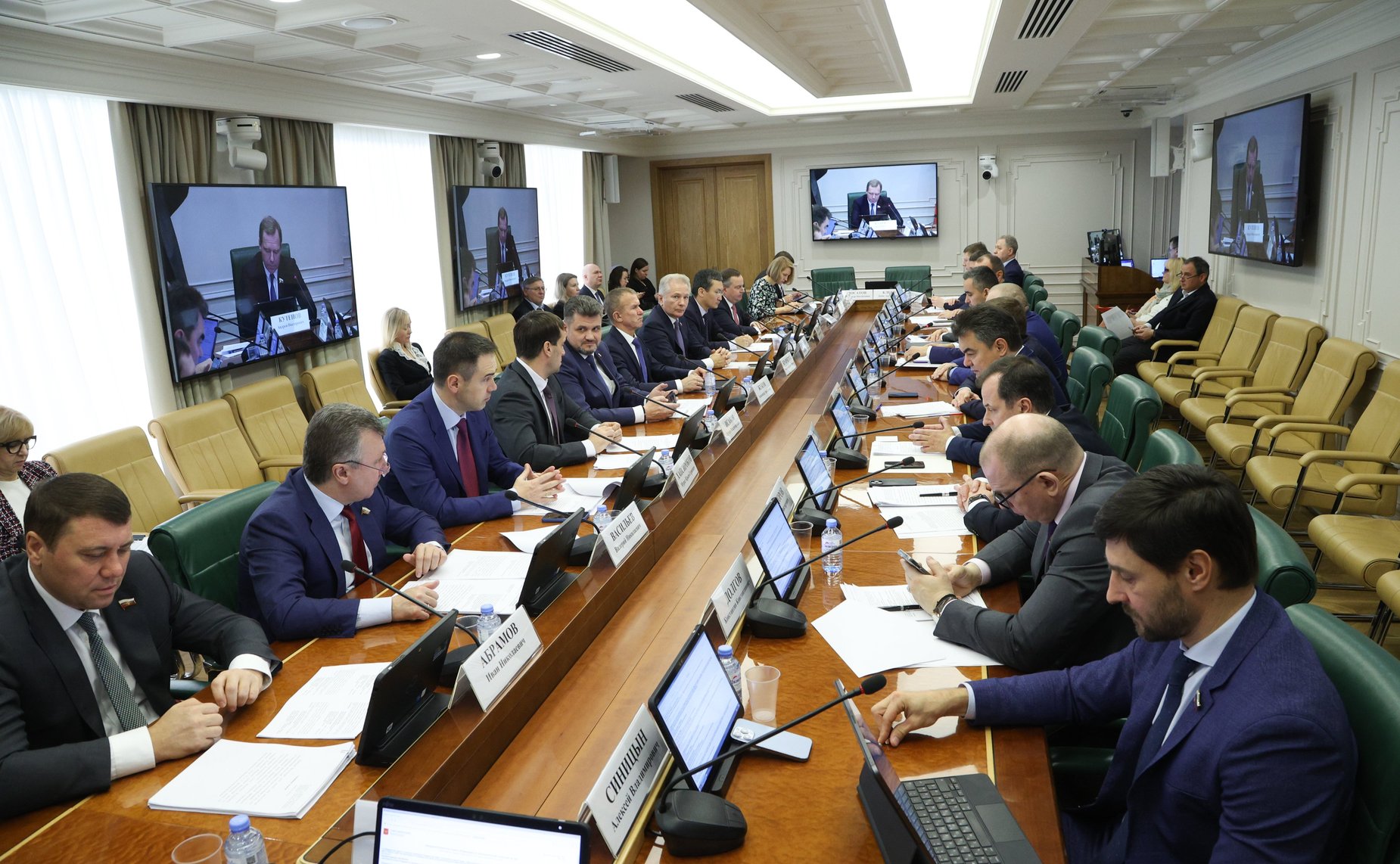 Заседание Комитета СФ по экономической политике