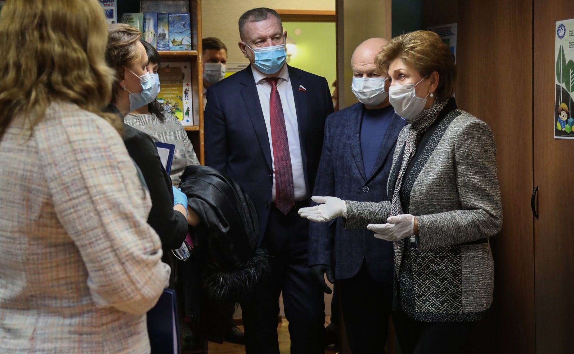 Сенаторы проводят комплексный анализ ситуации в экологии, экономике, социальной политике, энергетике, строительстве и ЖКХ города Норильска