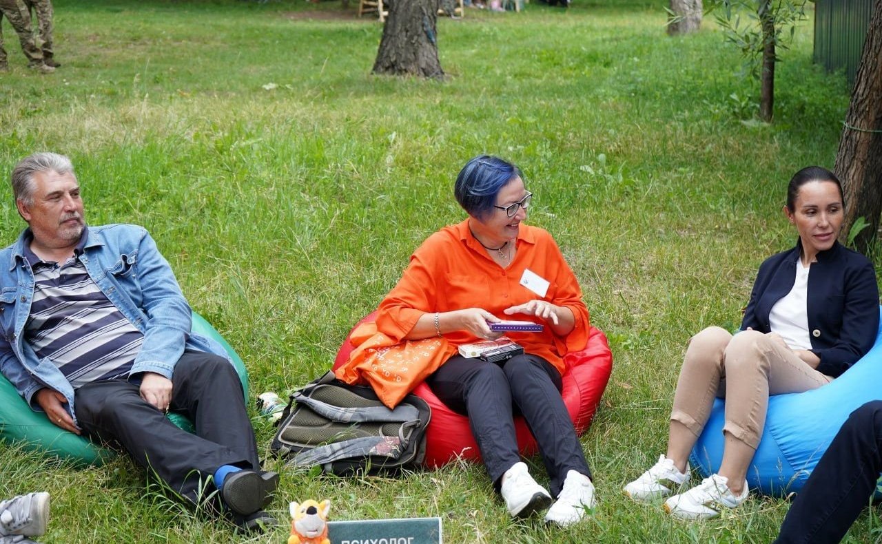 Маргарита Павлова в ходе работы в регионе приняла участие в мероприятии, организованном для семей военнослужащих, чьи родственники находятся в зоне проведения специальной военной операции