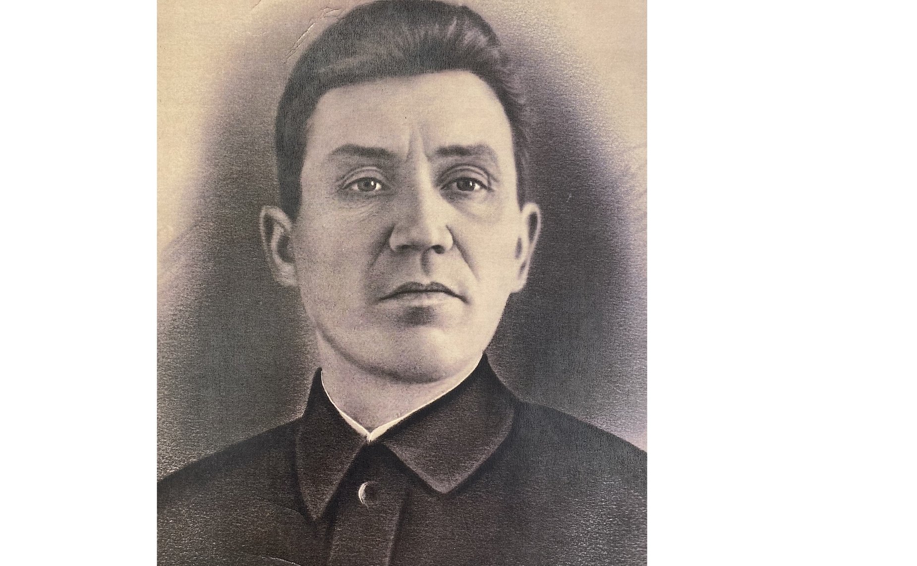 Василий Воробьев (1898–1950). Гвардии старшина, командир минометного расчета 15-го гвардейского стрелкового полка 2-й гвардейской стрелковой дивизии. Награжден боевыми орденами и медалями. Дед заместителя Председателя СФ Ю. Воробьева