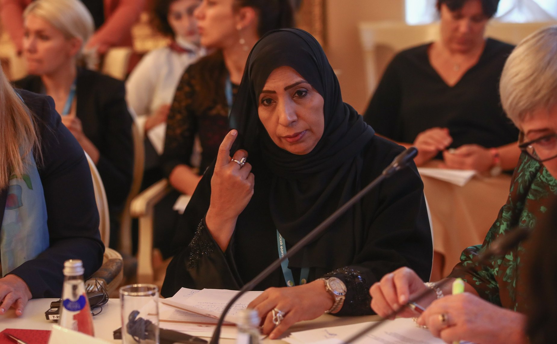 Открытая дискуссия «Женщины и благотворительность без границ. Международное сотрудничество»