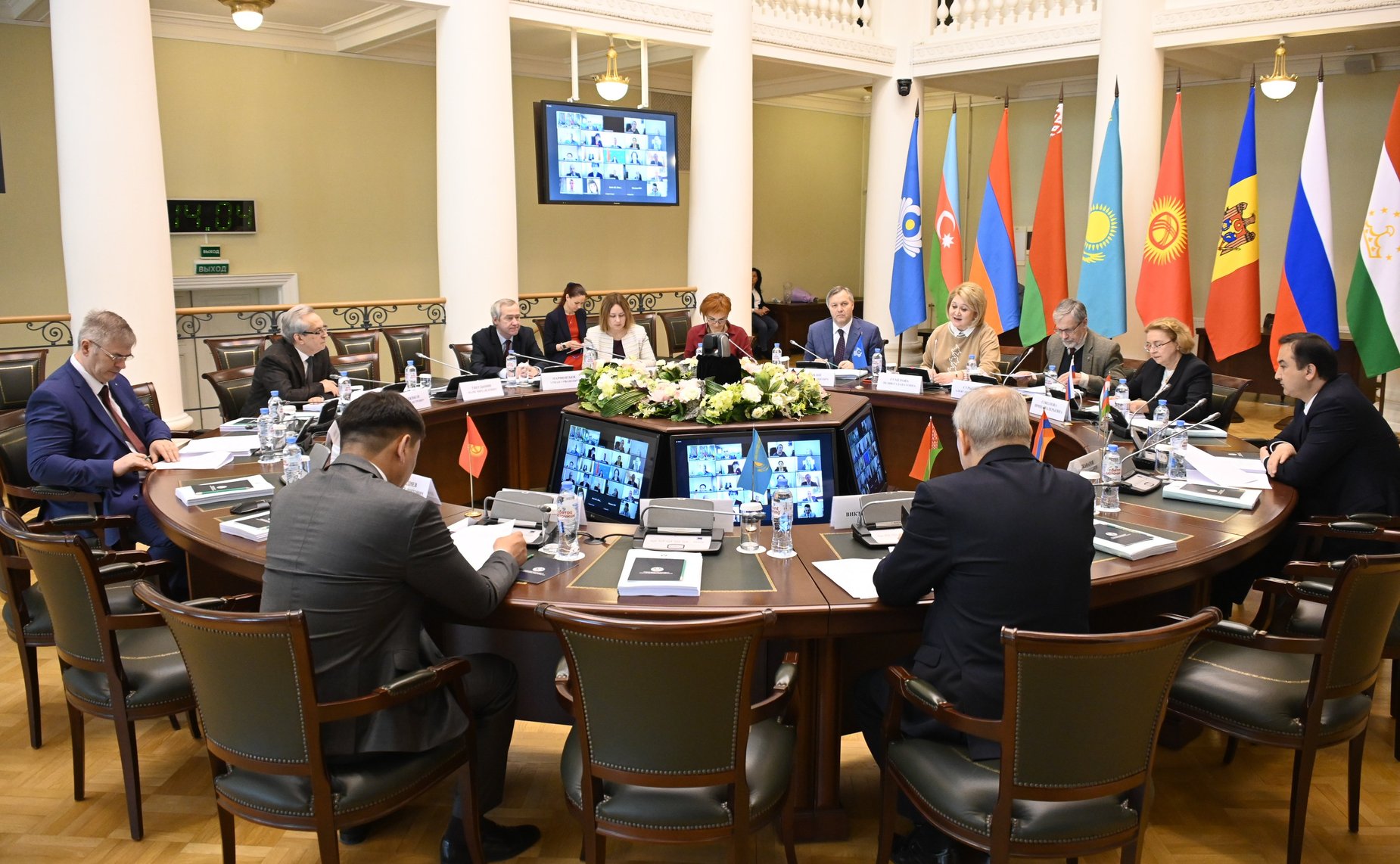 Лидия Гумерова провела заседание Постоянной комиссии МПА СНГ по науке и образованию