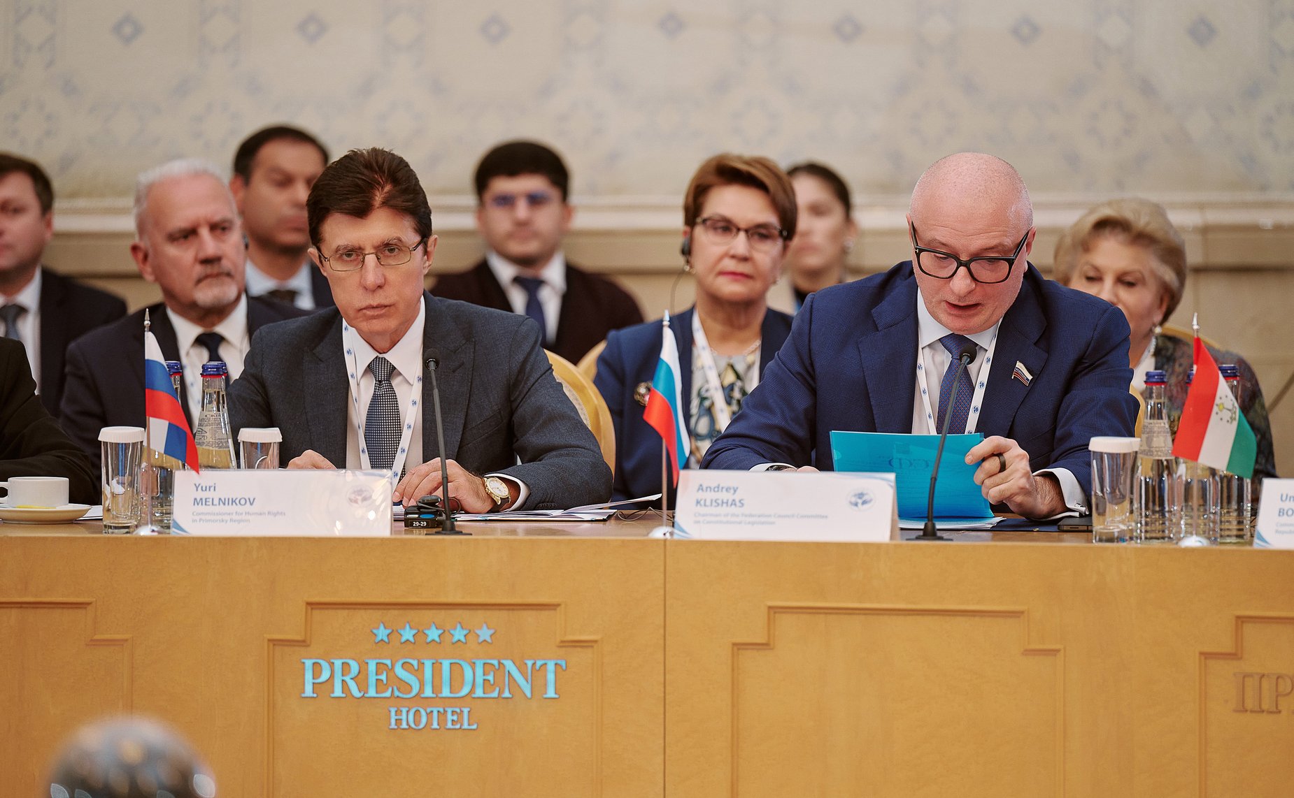 Председатель Комитета СФ по конституционному законодательству и государственному строительству Андрей Клишас принял участие в VII Международной научно-практической конференции «Проблемы защиты прав человека: обмен лучшими практиками омбудсменов»