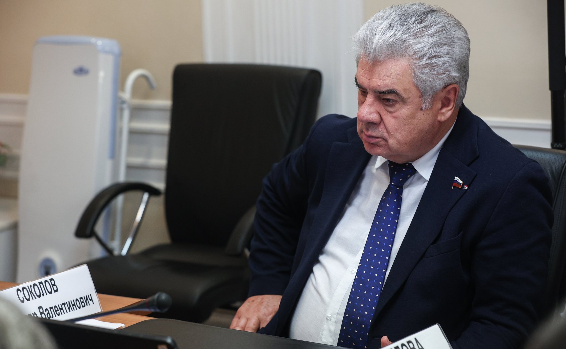Виктор Бондарев