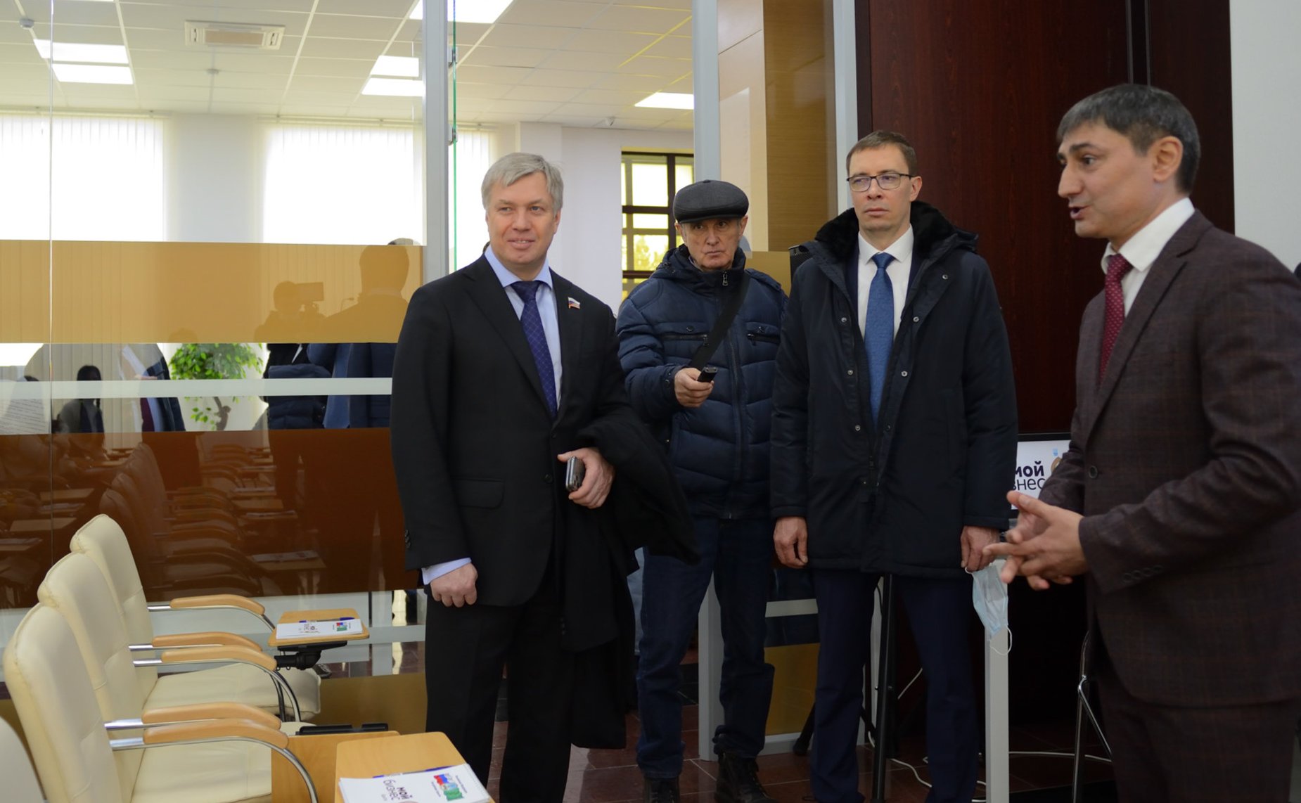Сенаторы РФ посетили Центр поддержки малого и среднего предпринимательства «Мой бизнес»