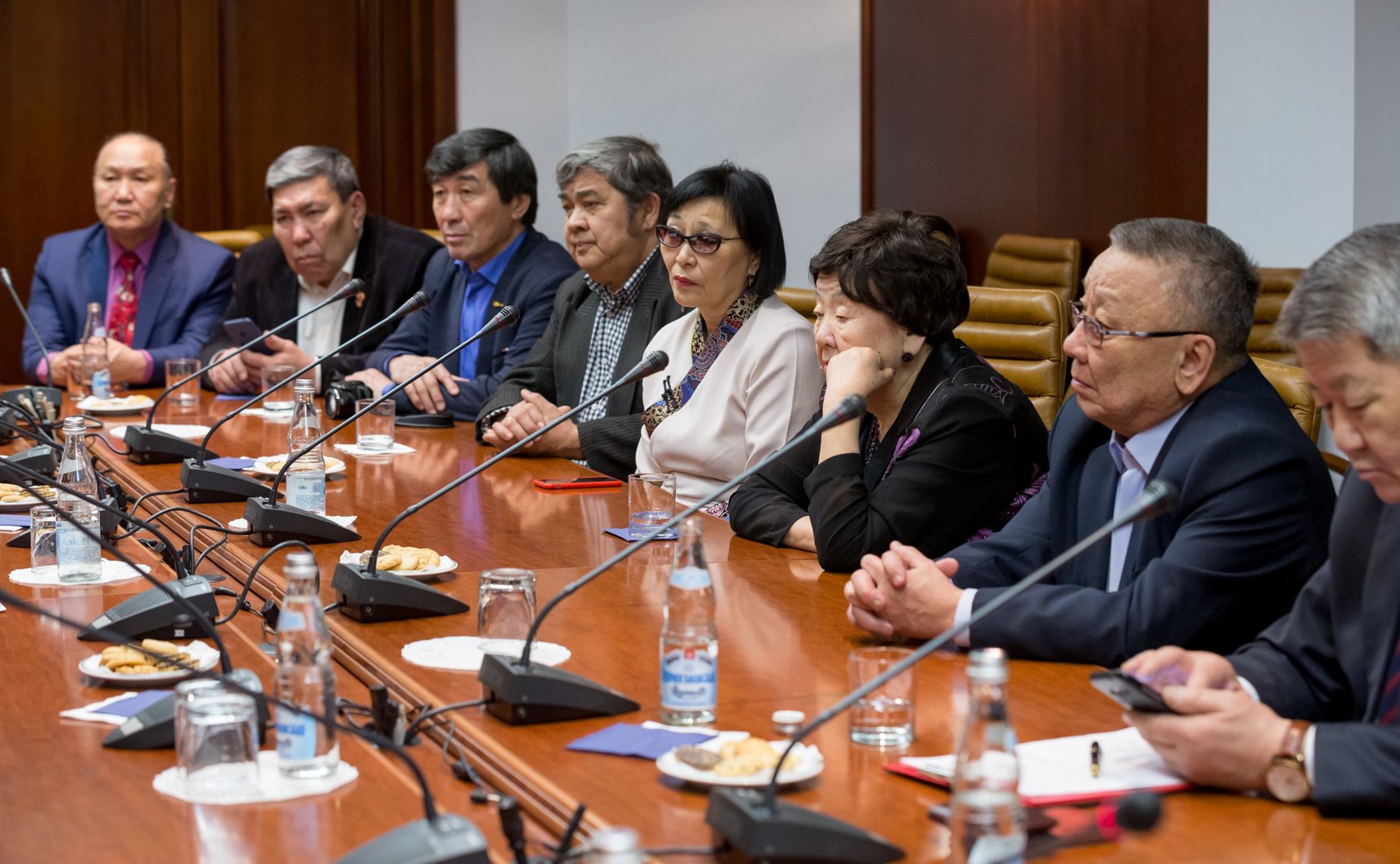 Встреча А. Варфоломеева и В. Мархаева с делегацией Республики Бурятия