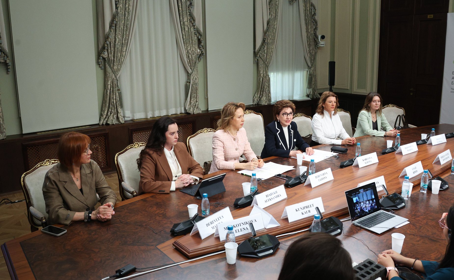 Церемония награждения победителей Первого Международного конкурса женских экологических проектов Совета ЕЖФ «Зеленое будущее» в странах БРИКС