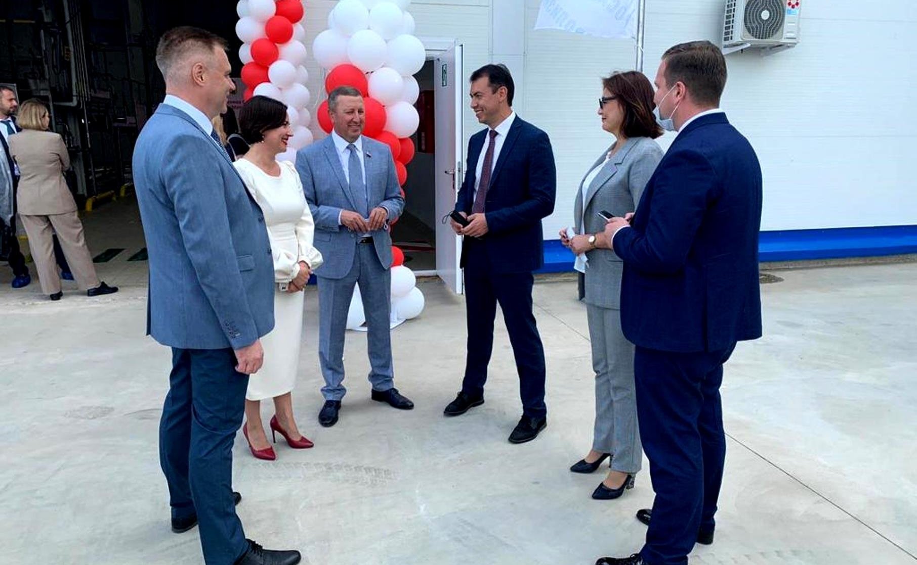 Сергей Березкин вместе с губернатором Ярославской области Дмитрием Мироновым приняли участие в торжественном открытии завода по производству мороженого в Тутаеве