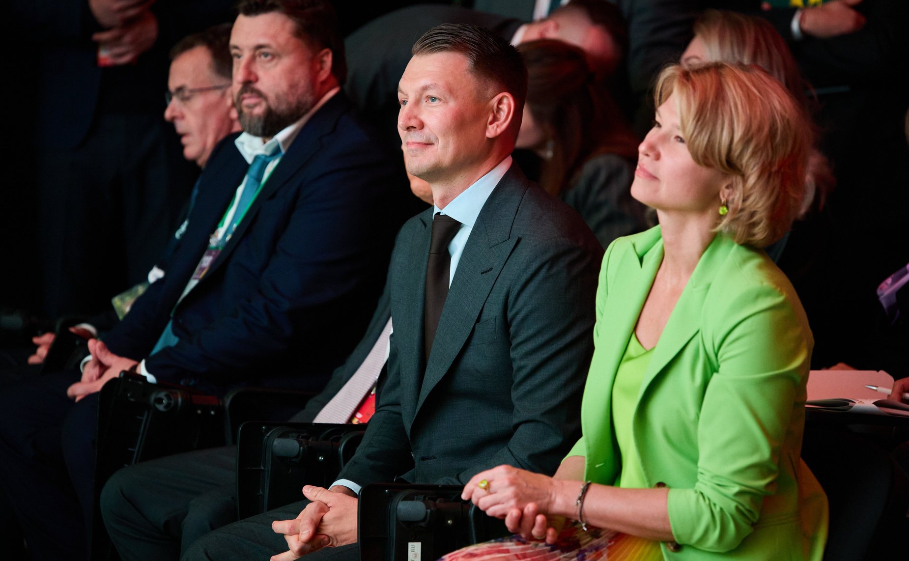 Александр Двойных принял участие в церемонии открытия «Первого Всероссийского агродиктанта», приуроченного ко Дню работника сельского хозяйства и перерабатывающей промышленности