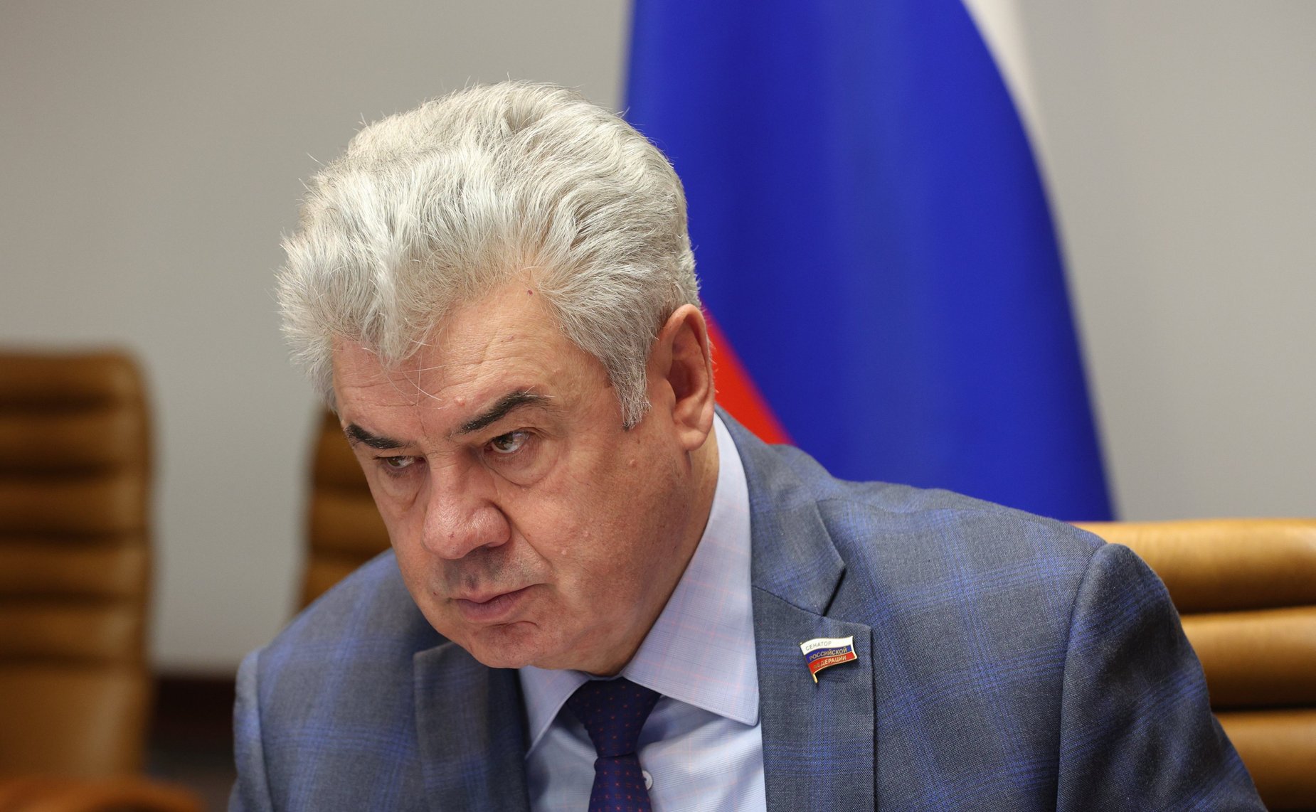 Виктор Бондарев