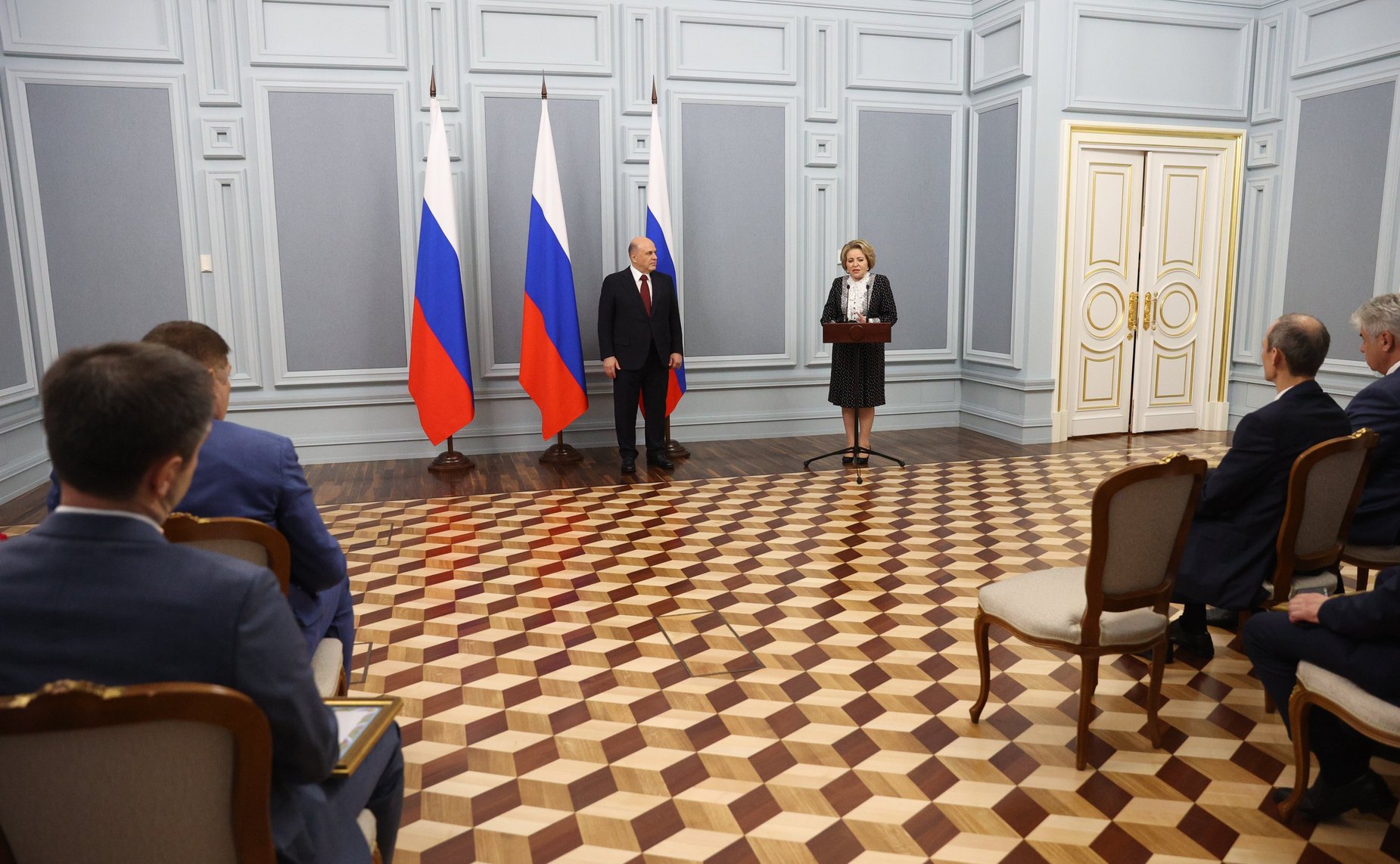 Встреча Председателя Правительства РФ с членами Совета палаты СФ