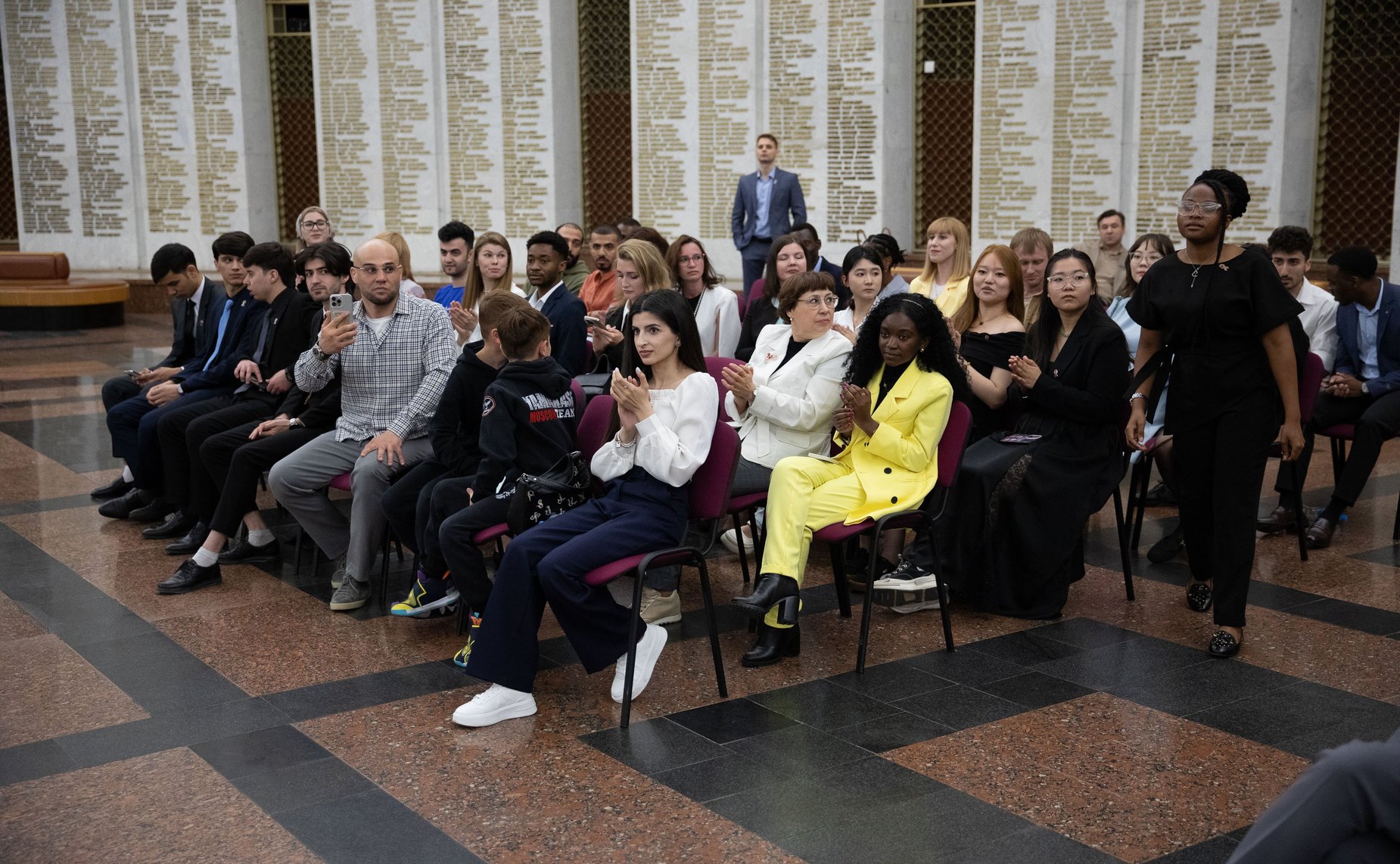 Торжественная церемония награждения победителей VI Конкурса чтецов «Победа в сердцах поколений»