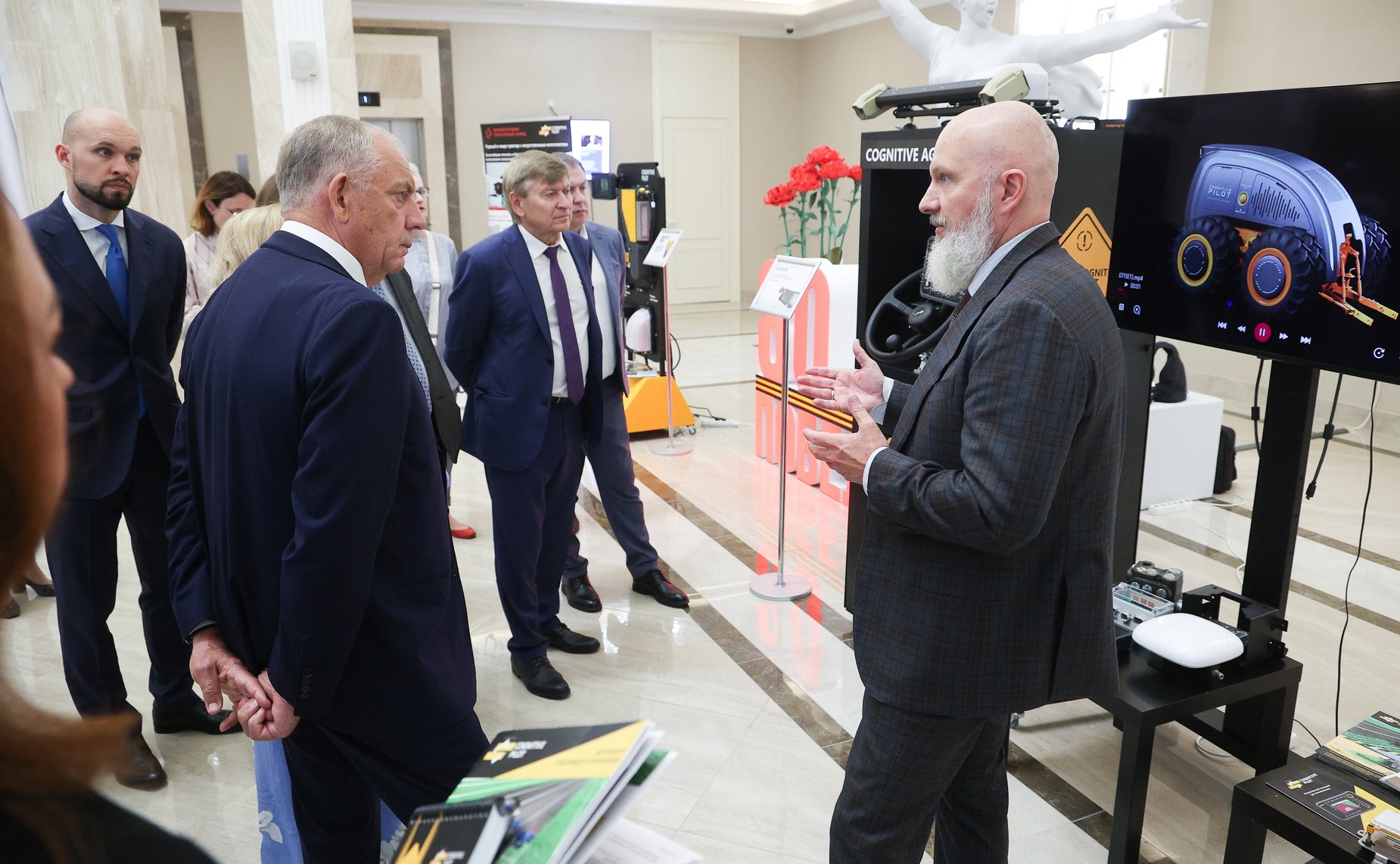 Открытие в Совете Федерации выставки «Робототехника в современном мире на примерах технологий отечественного производителя Когнитив Пилот»