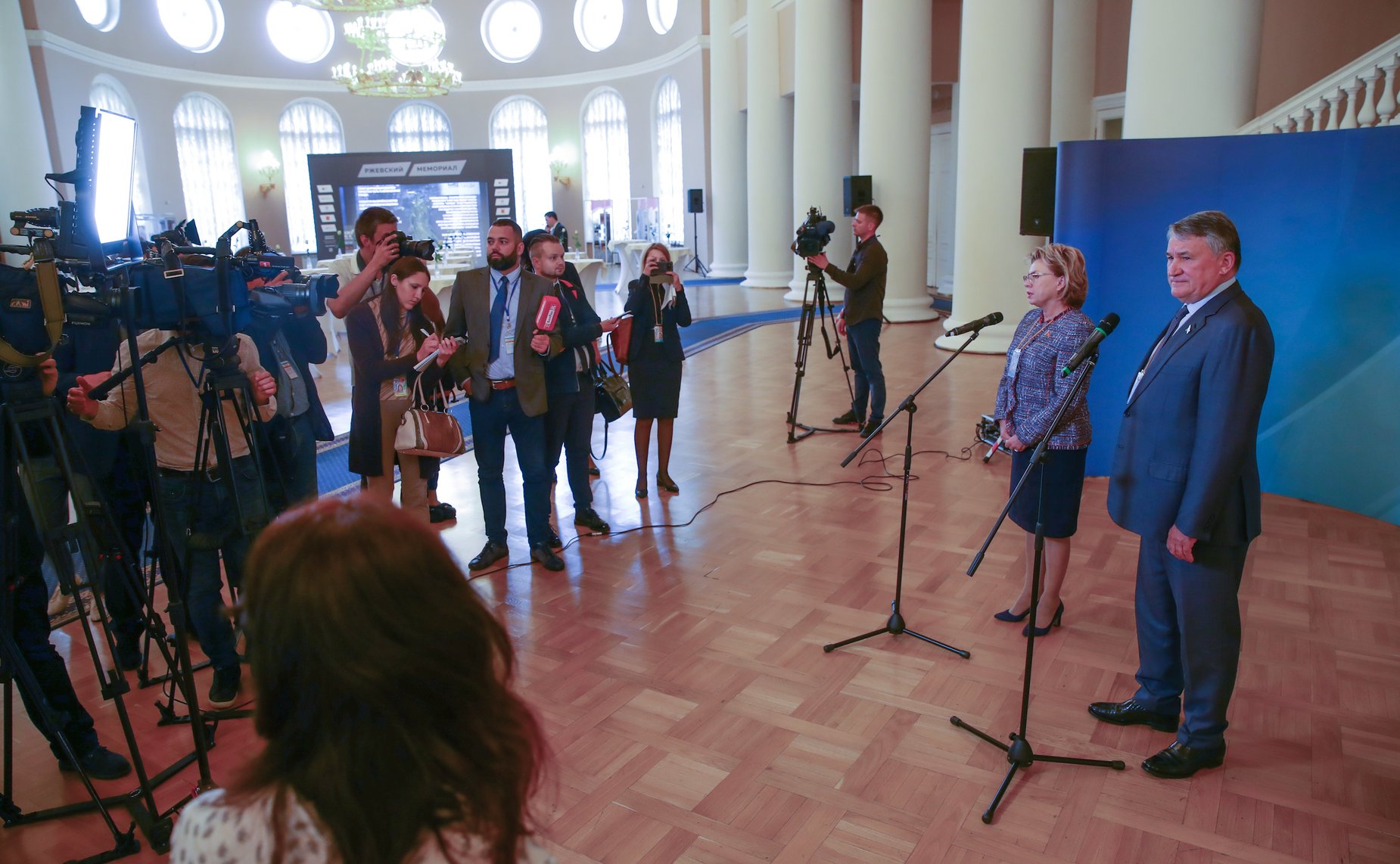 Брифинг Марианны Щеткиной и Юрия Воробьева