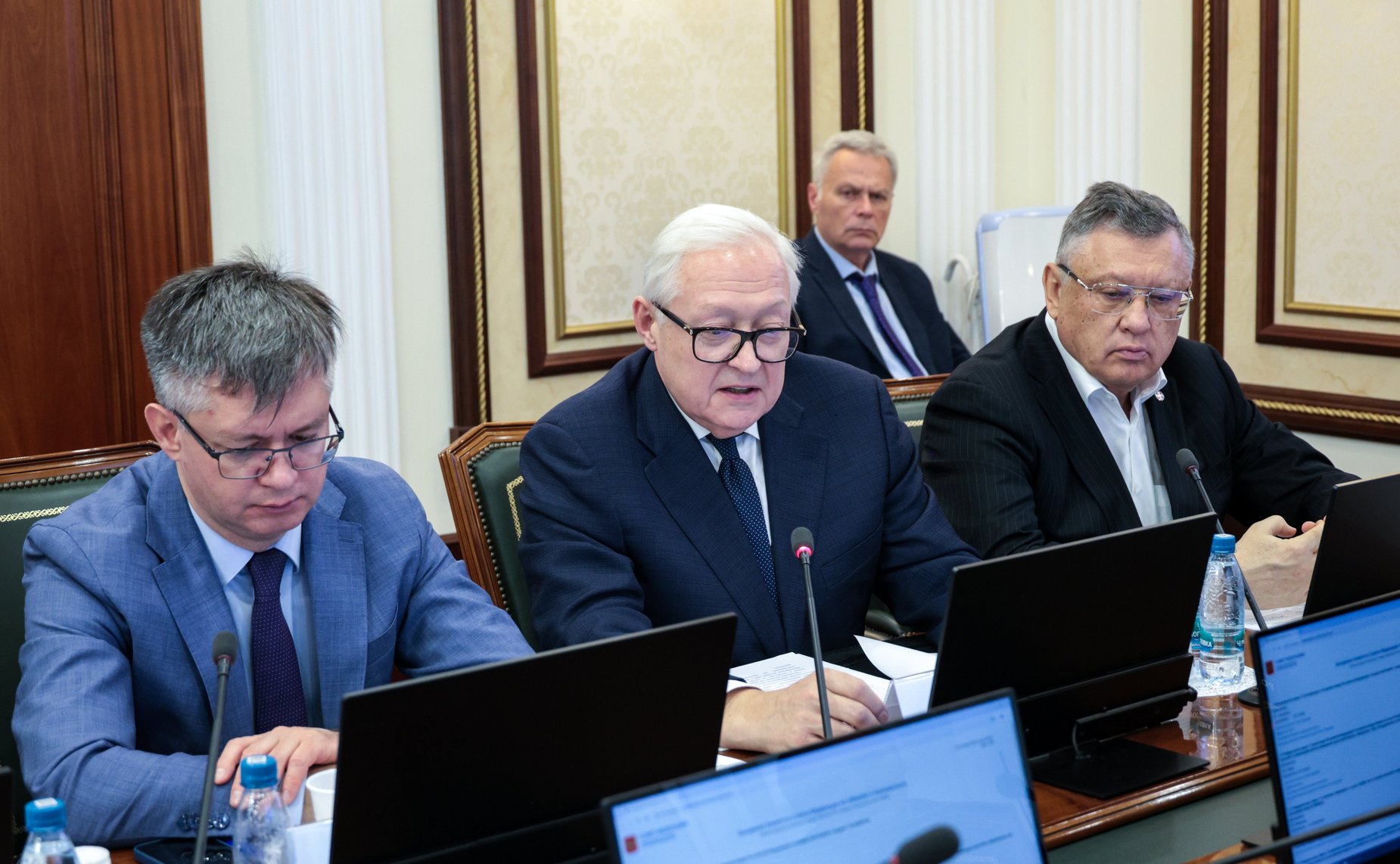 Заседание Комитета Совета Федерации по обороне и безопасности