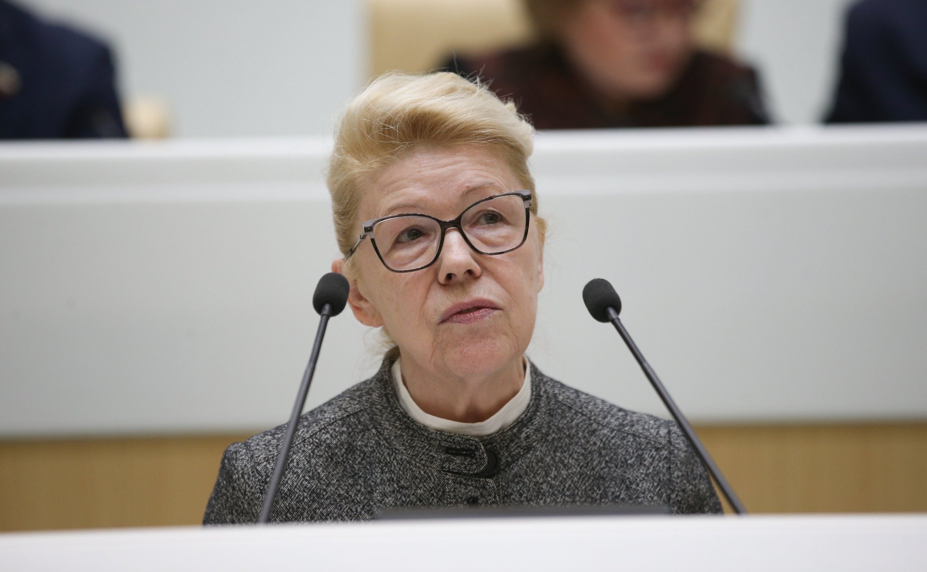 Елена Мизулина