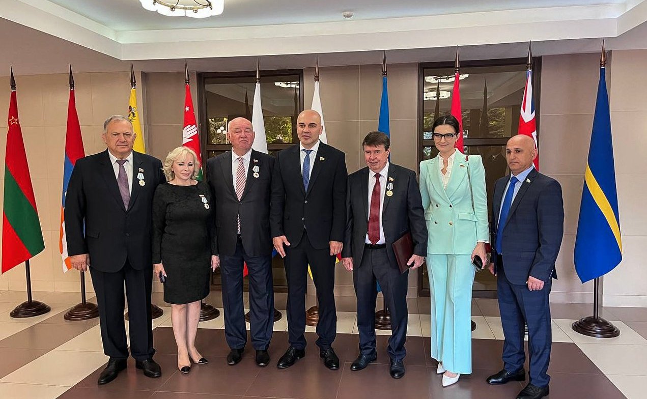 Делегации Совета Федерации приняла участие в праздничных мероприятиях по случаю 15- летия признания независимости Республики Южная Осетия