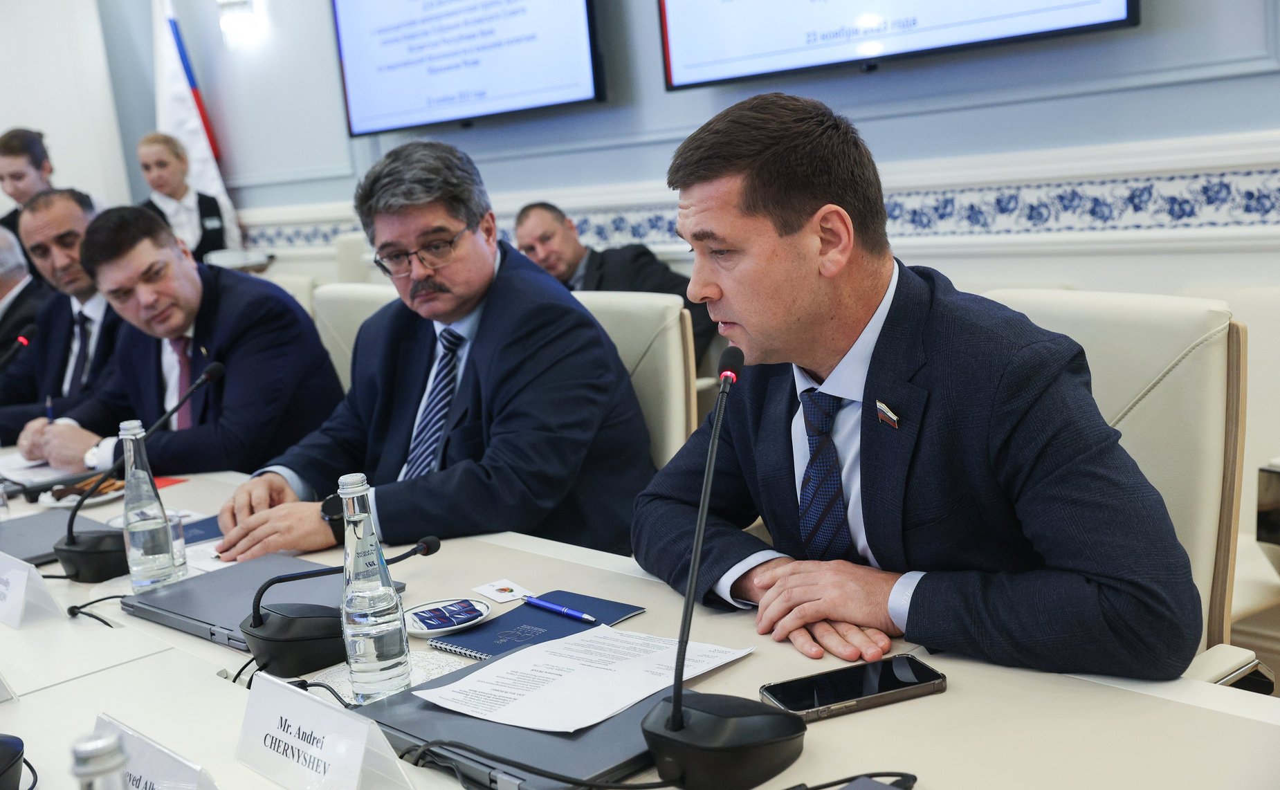 Встреча Дмитрия Василенко с председателем межпарламентской группы дружбы, членом Комиссии Собрания Исламского Совета ИРИ по национальной безопасности и внешней политике Эбрахимом Резаи