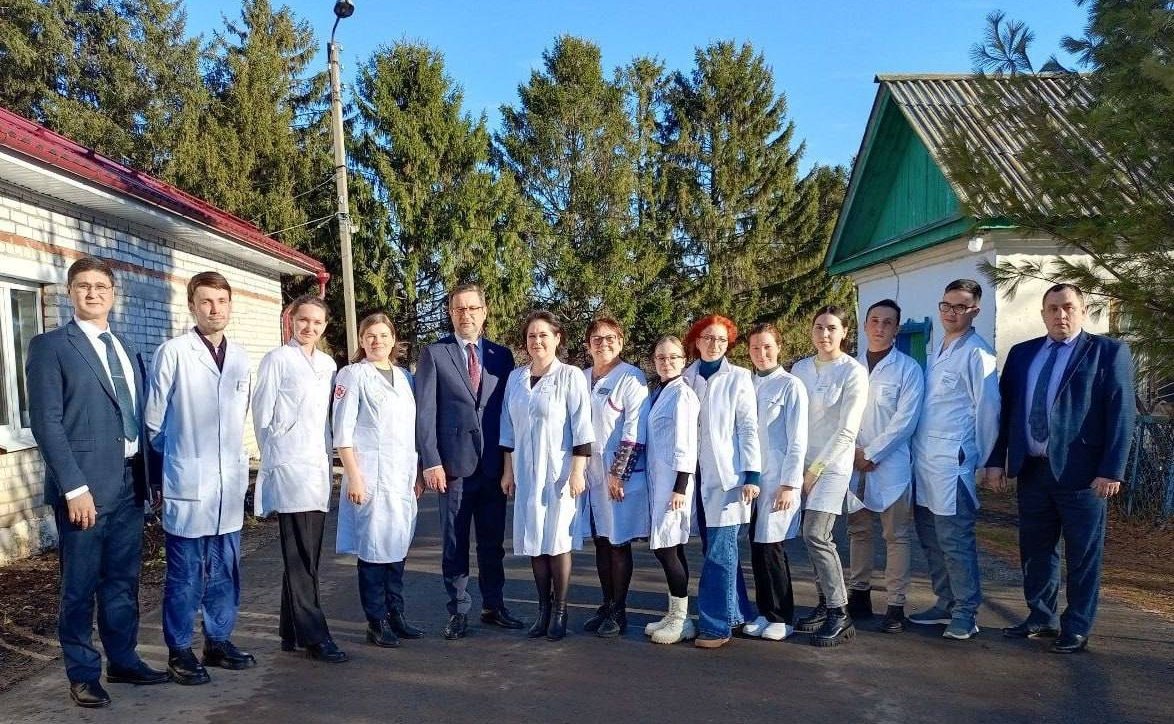 Николай Владимиров в ходе работы в регионе посетил Моргаушскую центральную районную больницу