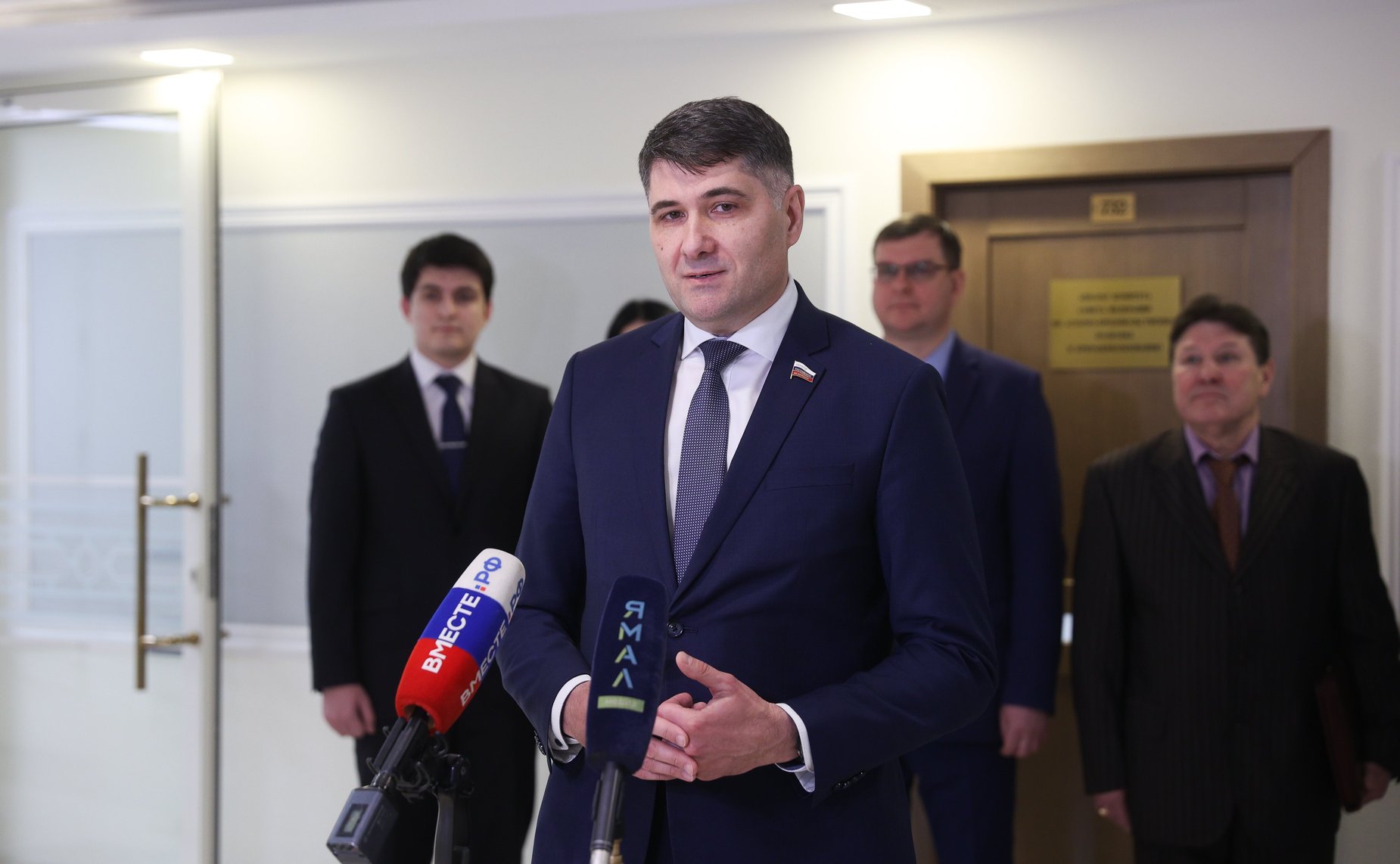 Открытие в Совете Федерации фотовыставки «Люди моря» и «Голоса погибших кораблей»