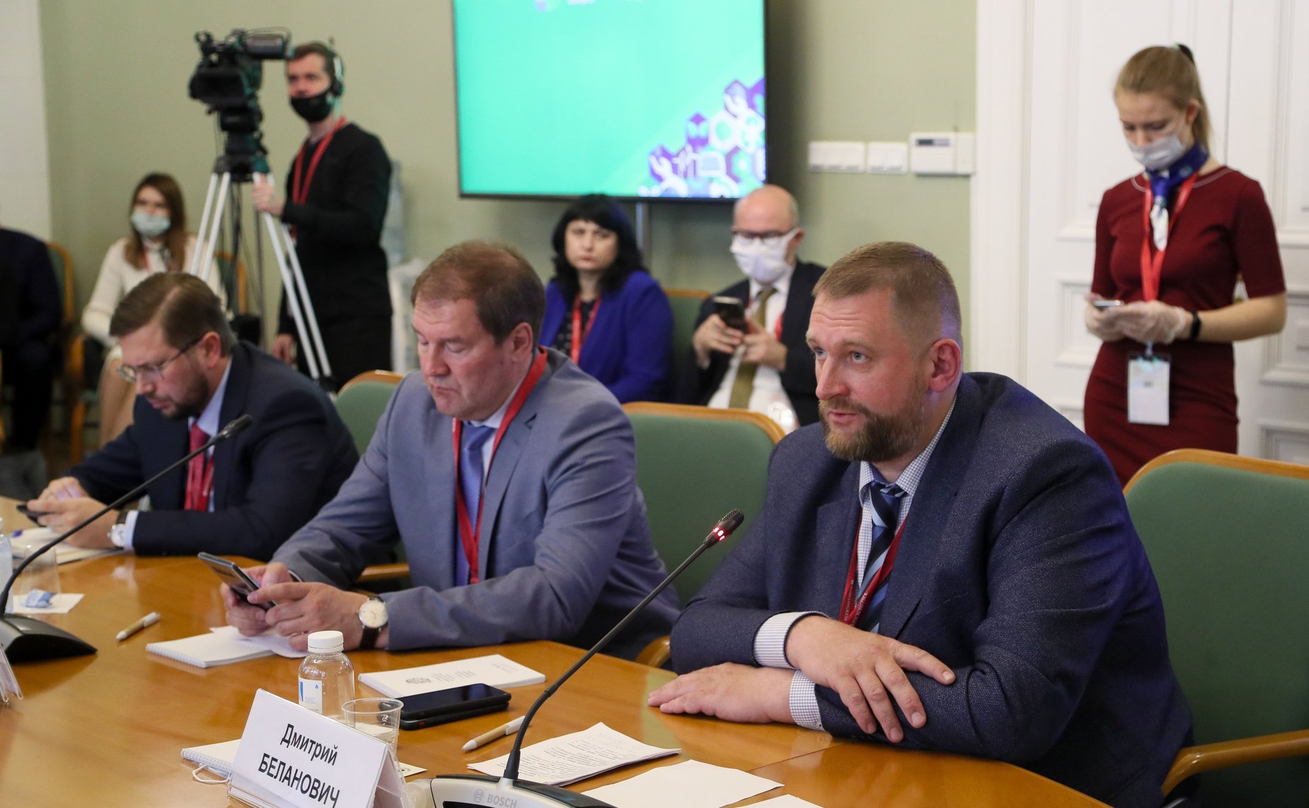 «Круглый стол» на тему «Экологическая безопасность: современные вызовы и решения»