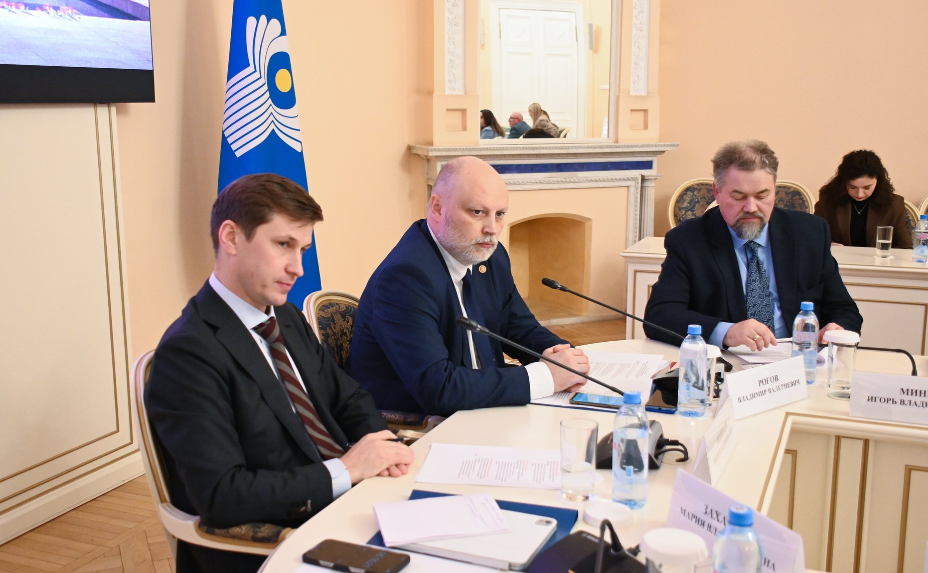 Иван Новиков выступил модератором дискуссии «История Великой Отечественной войны как объект информационного противоборства»