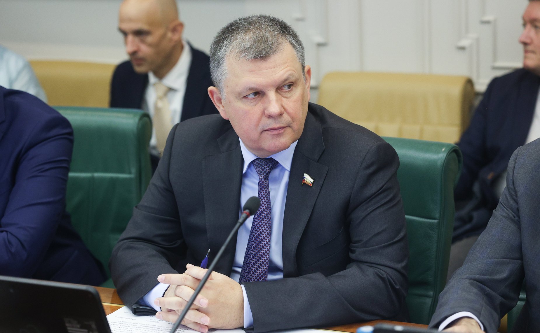 Александр Наролин