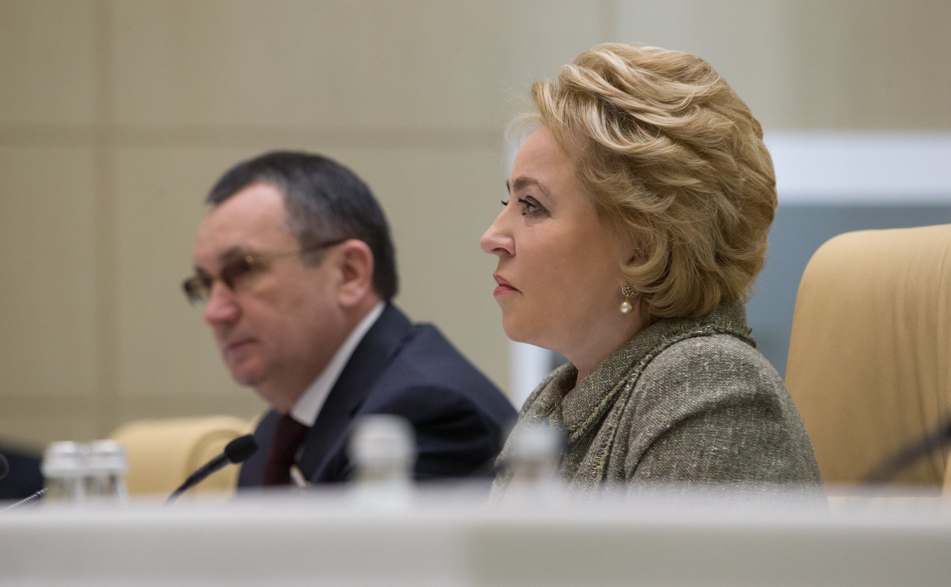 В. Матвиенко