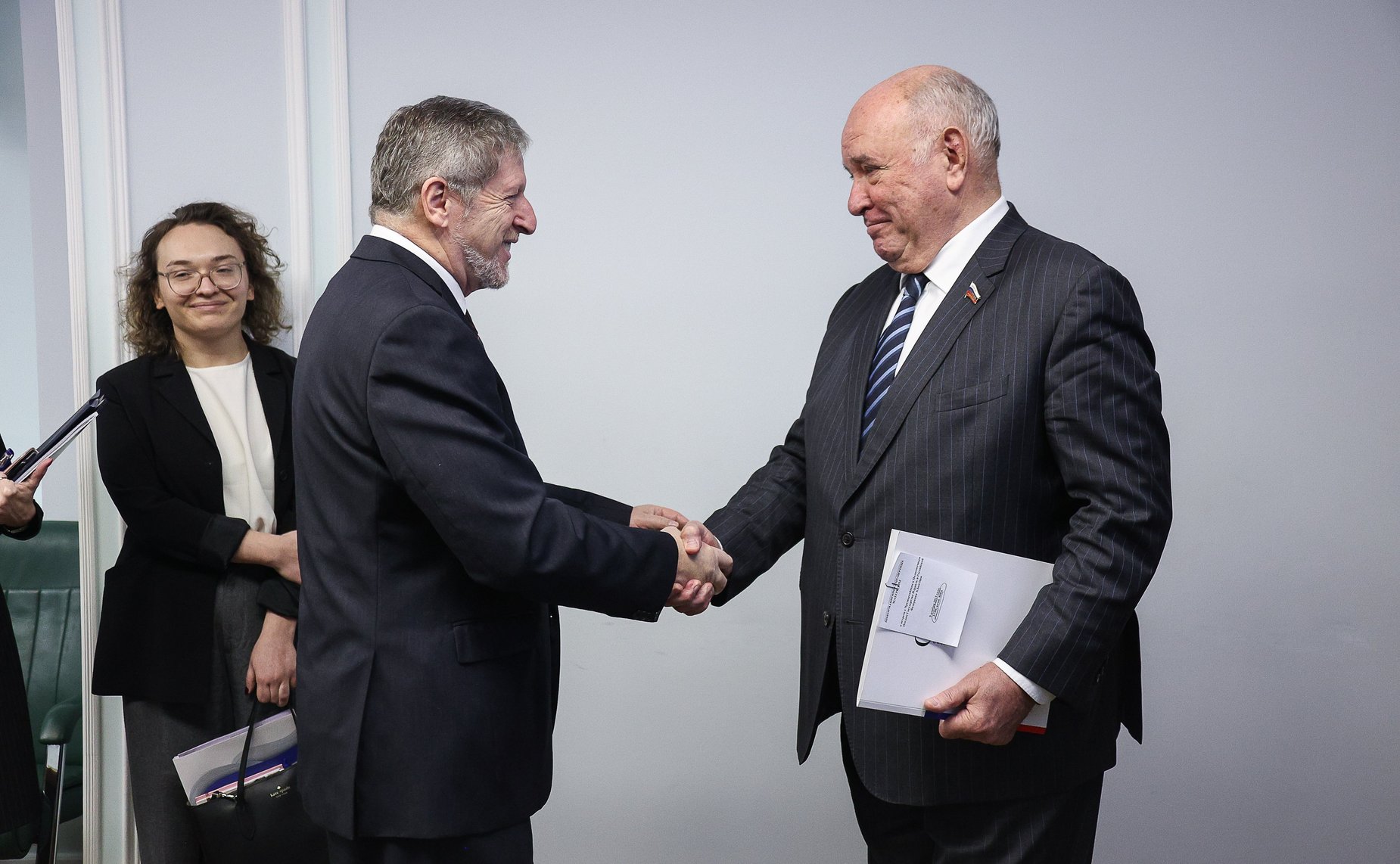 Встреча председателя Комитета СФ по международным делам Григория Карасина с Чрезвычайным и Полномочным Послом Государства Израиль в РФ Александром Бен Цви