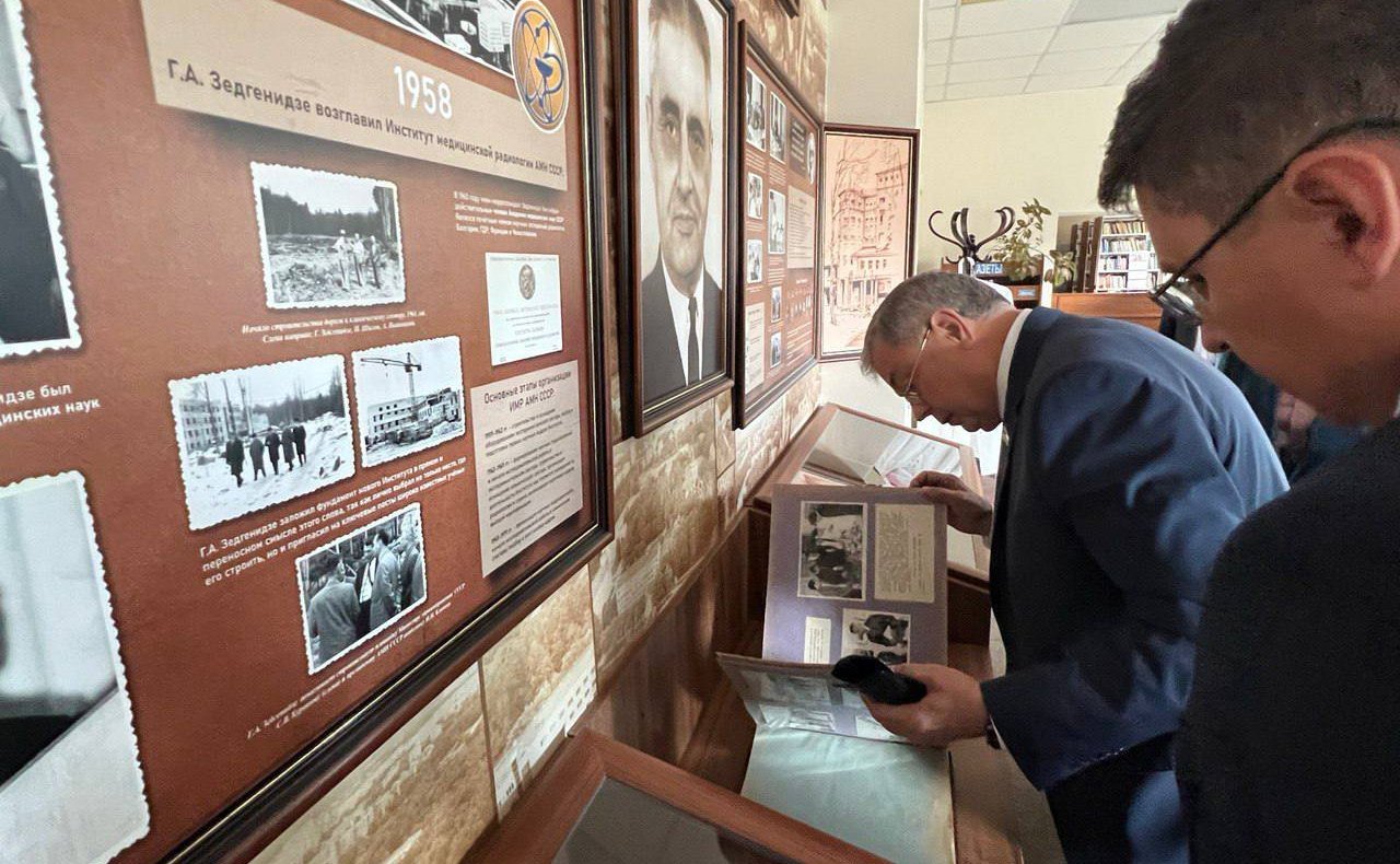 Анатолий Артамонов выступил на мероприятиях в Обнинске, посвященных 60-летию МРНЦ имени А.Ф. Цыба