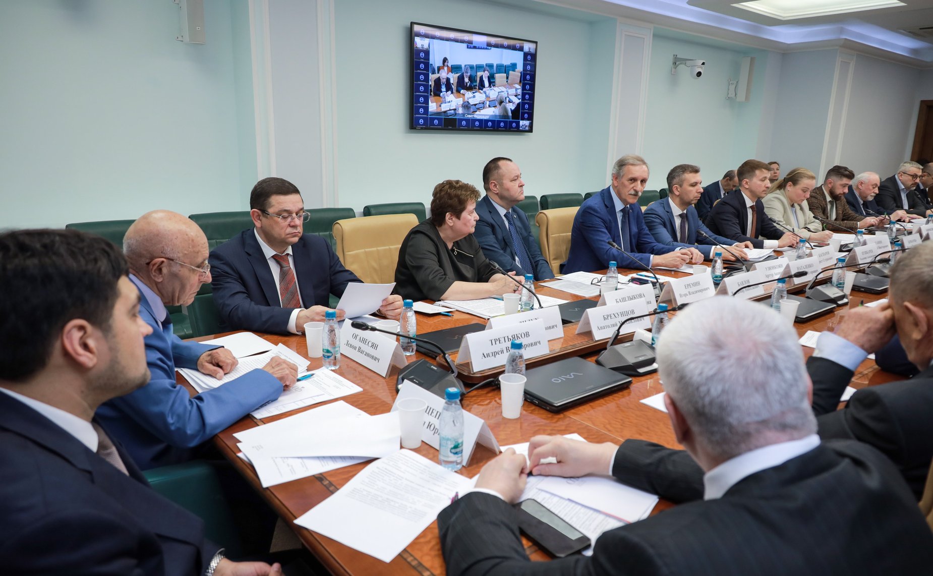 Круглый стол Комитета СФ по аграрно-продовольственной политике и природопользованию совместно с Комитетом СФ по экономической политике «Актуальные вопросы развития минерально-сырьевого комплекса Российской Федерации»