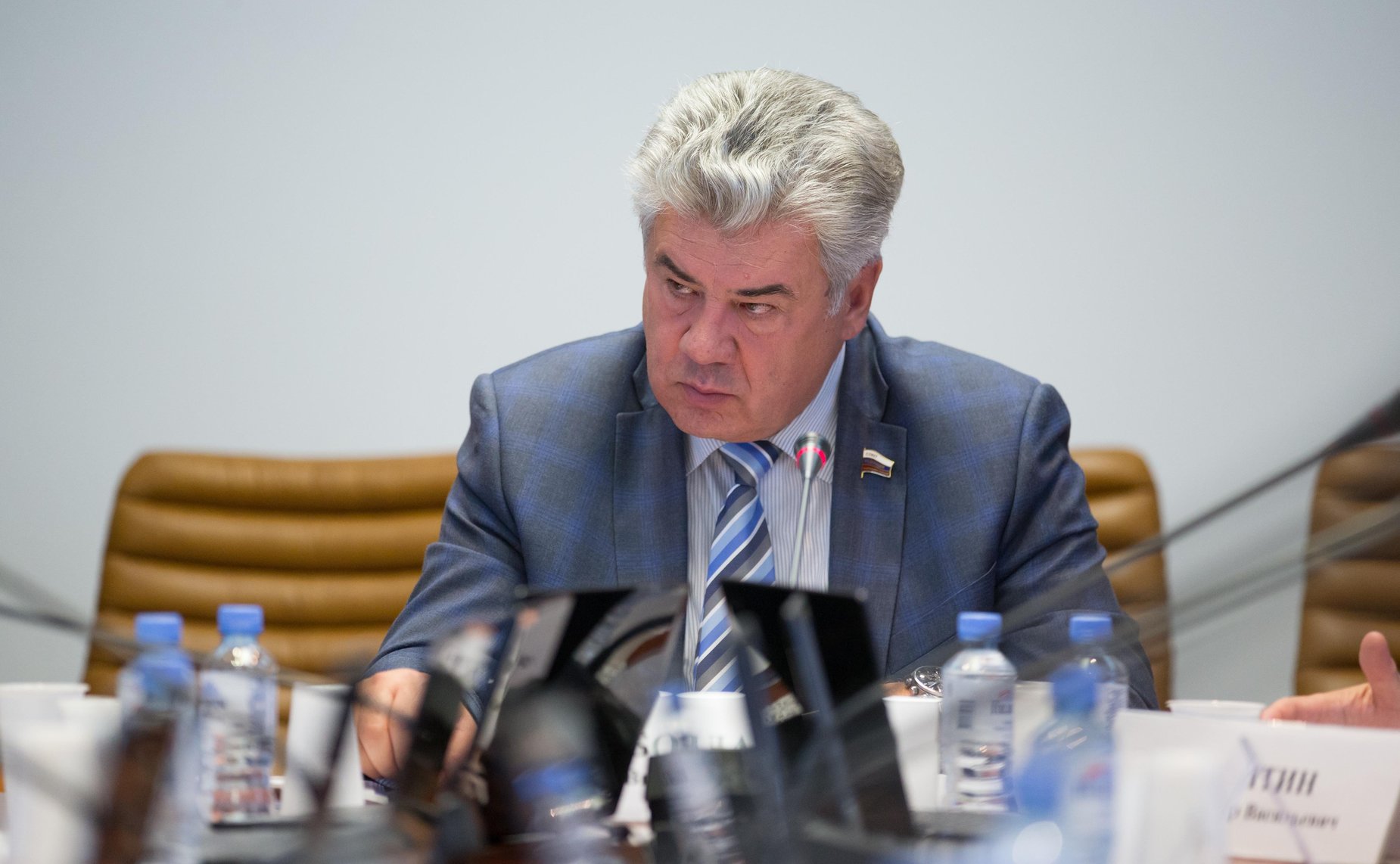 Виктор Бондарев