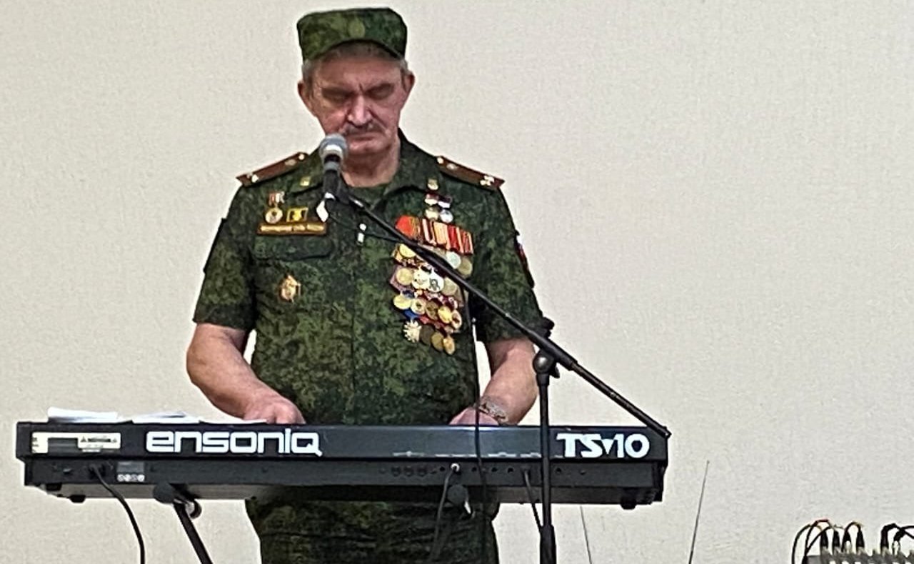 Олег Алексеев во время рабочей поездки в регион посетил Энгельсский район области